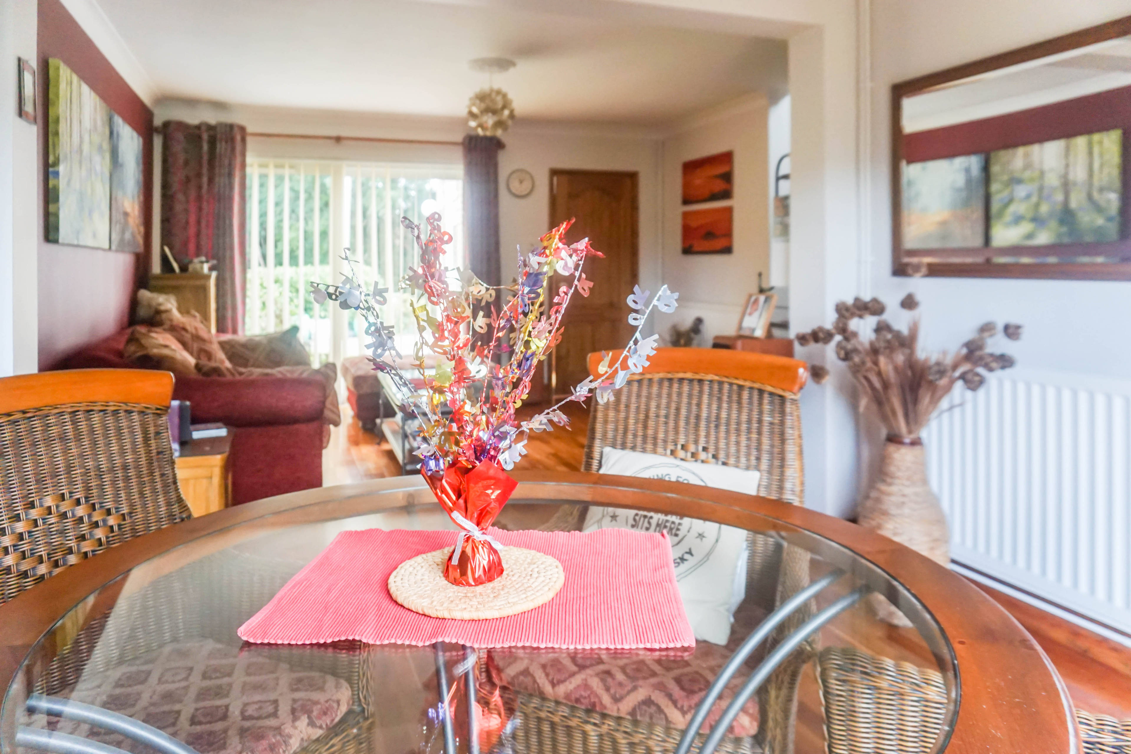 Lounge/Dining Room