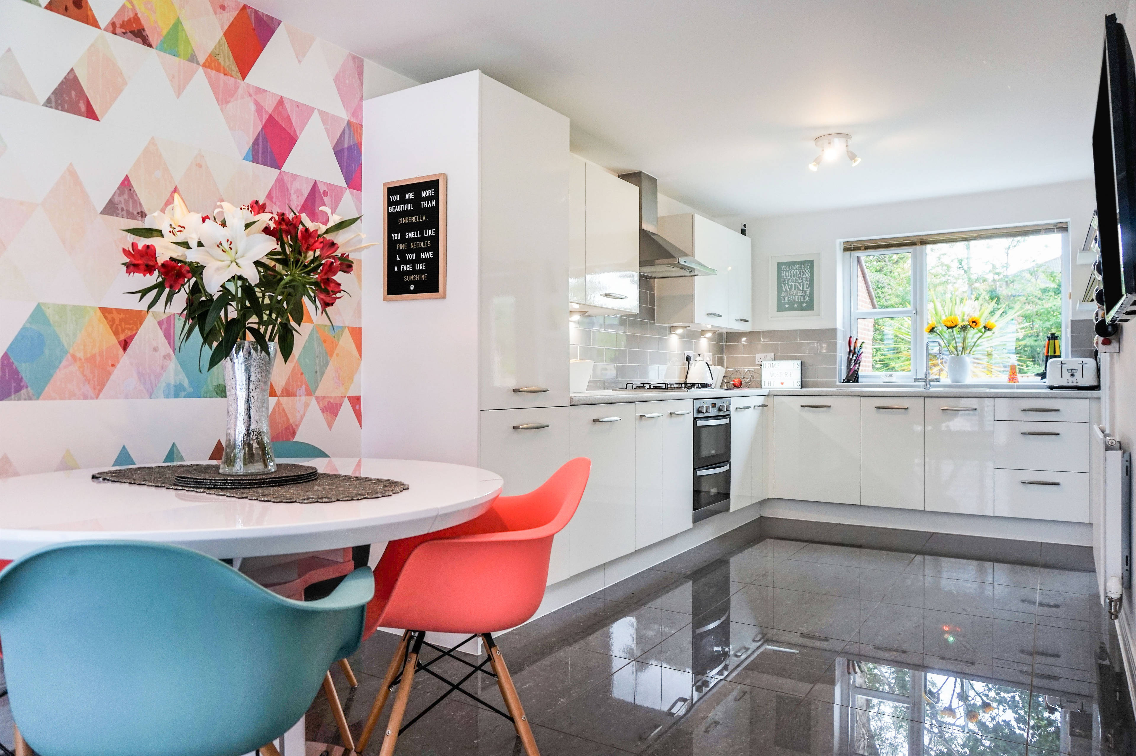 Kitchen/Dining Room