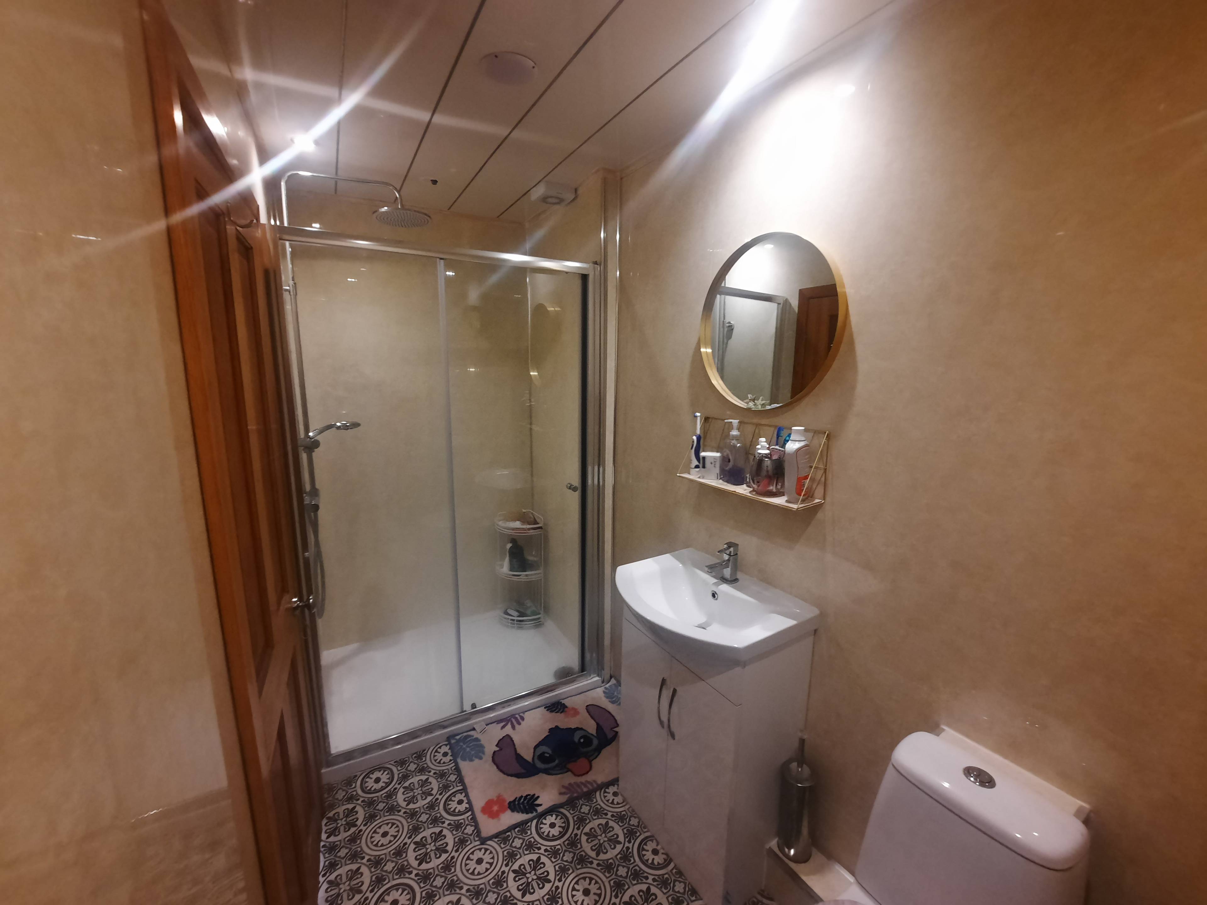 En-suite Two