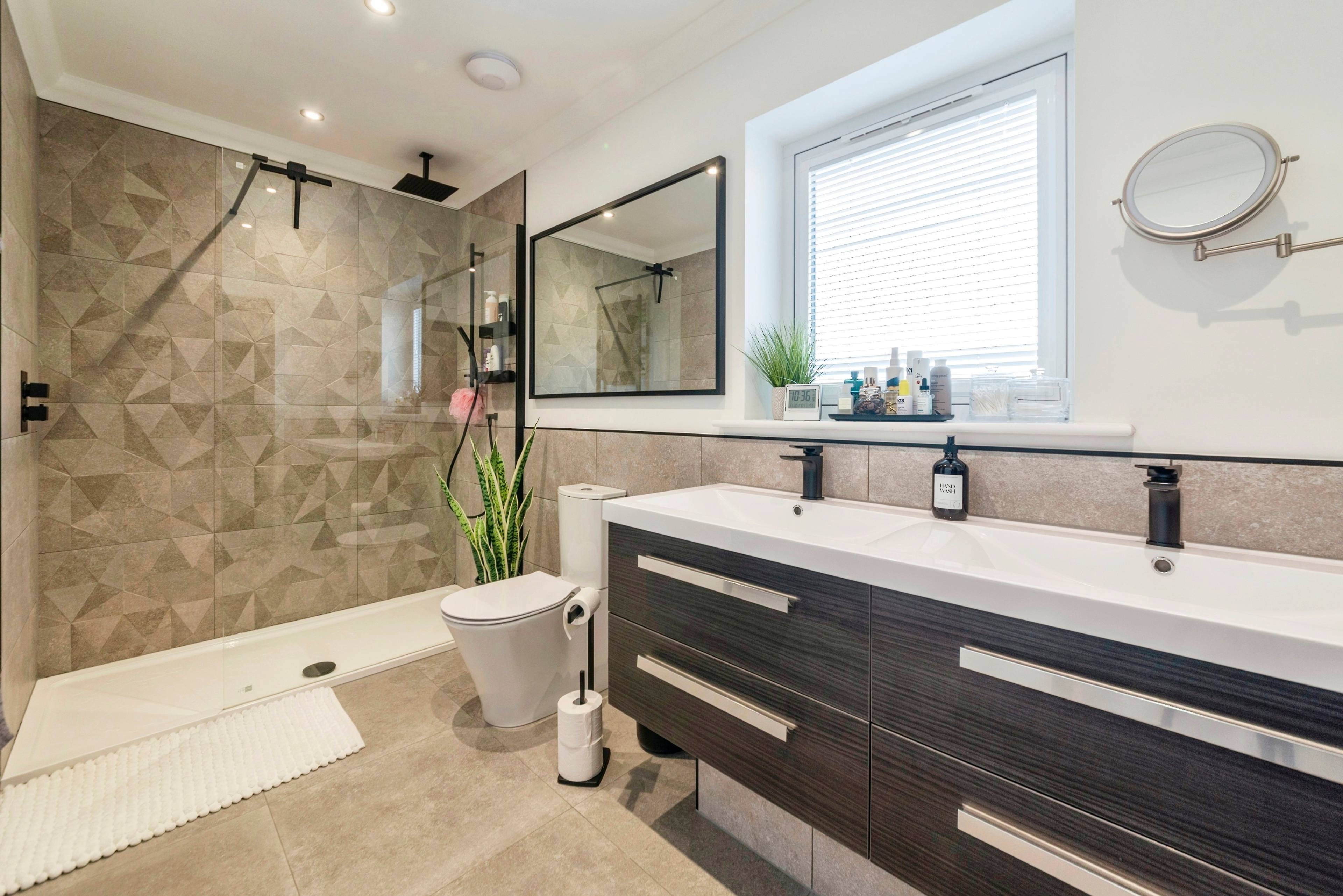 Master En-suite
