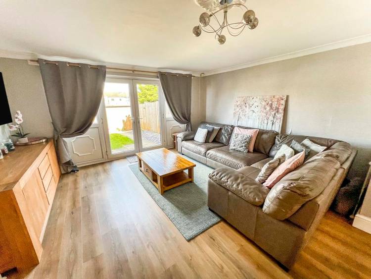 3 bedroom terraced house