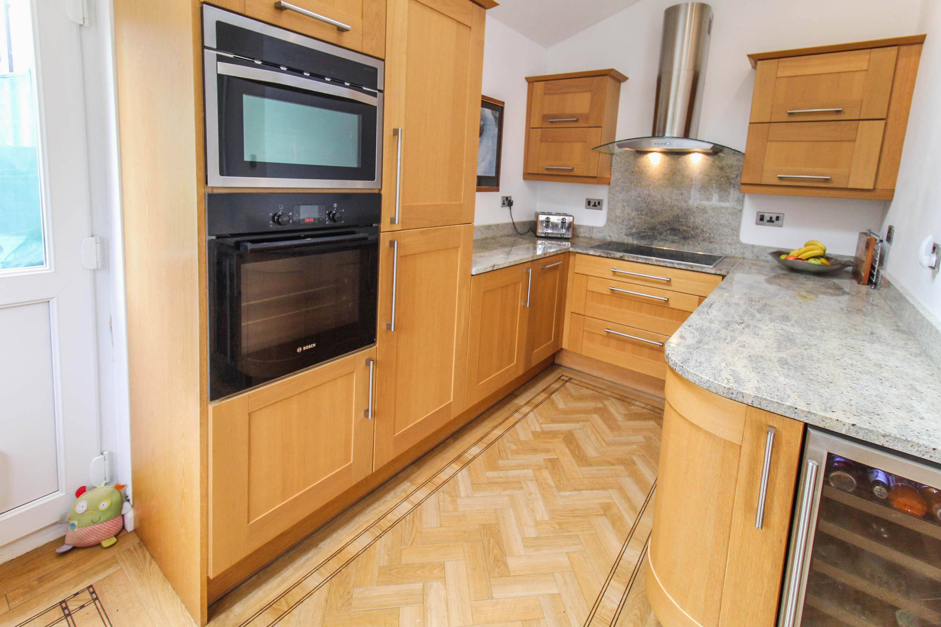 Kitchen/Breakfast