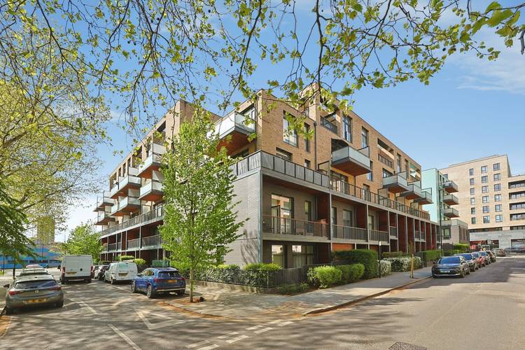 2 bedroom flat