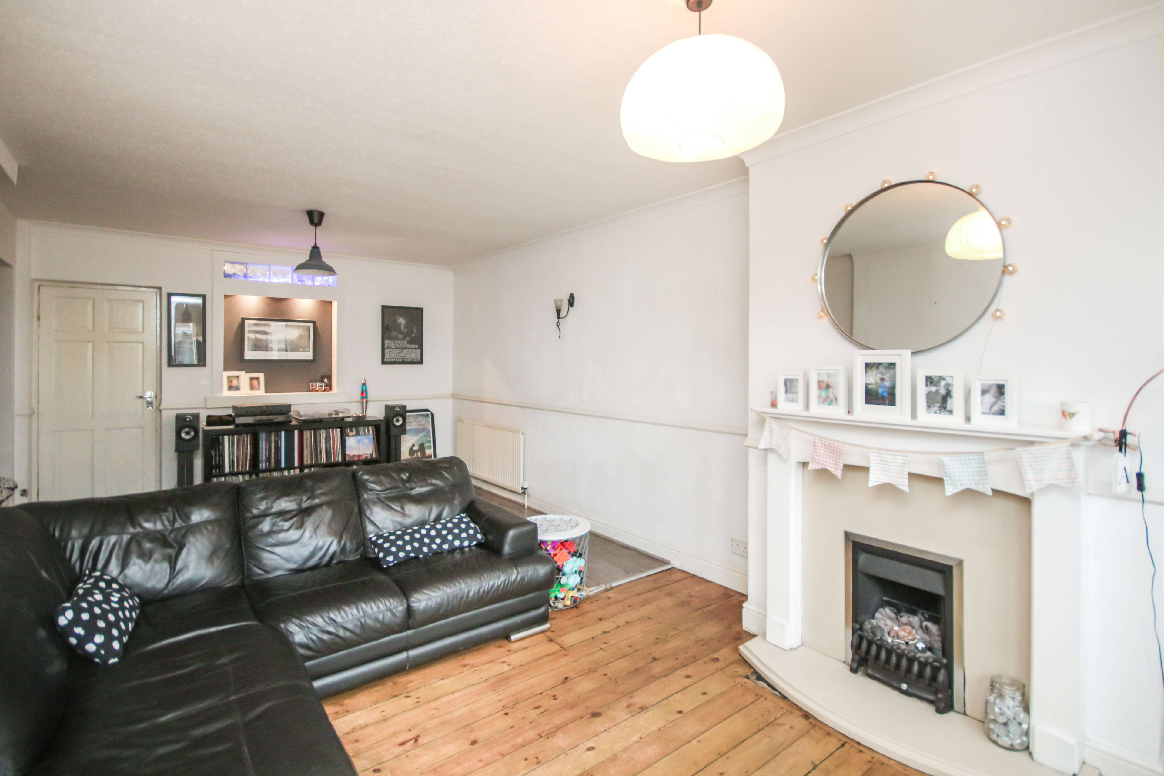 Lounge/Dining Room