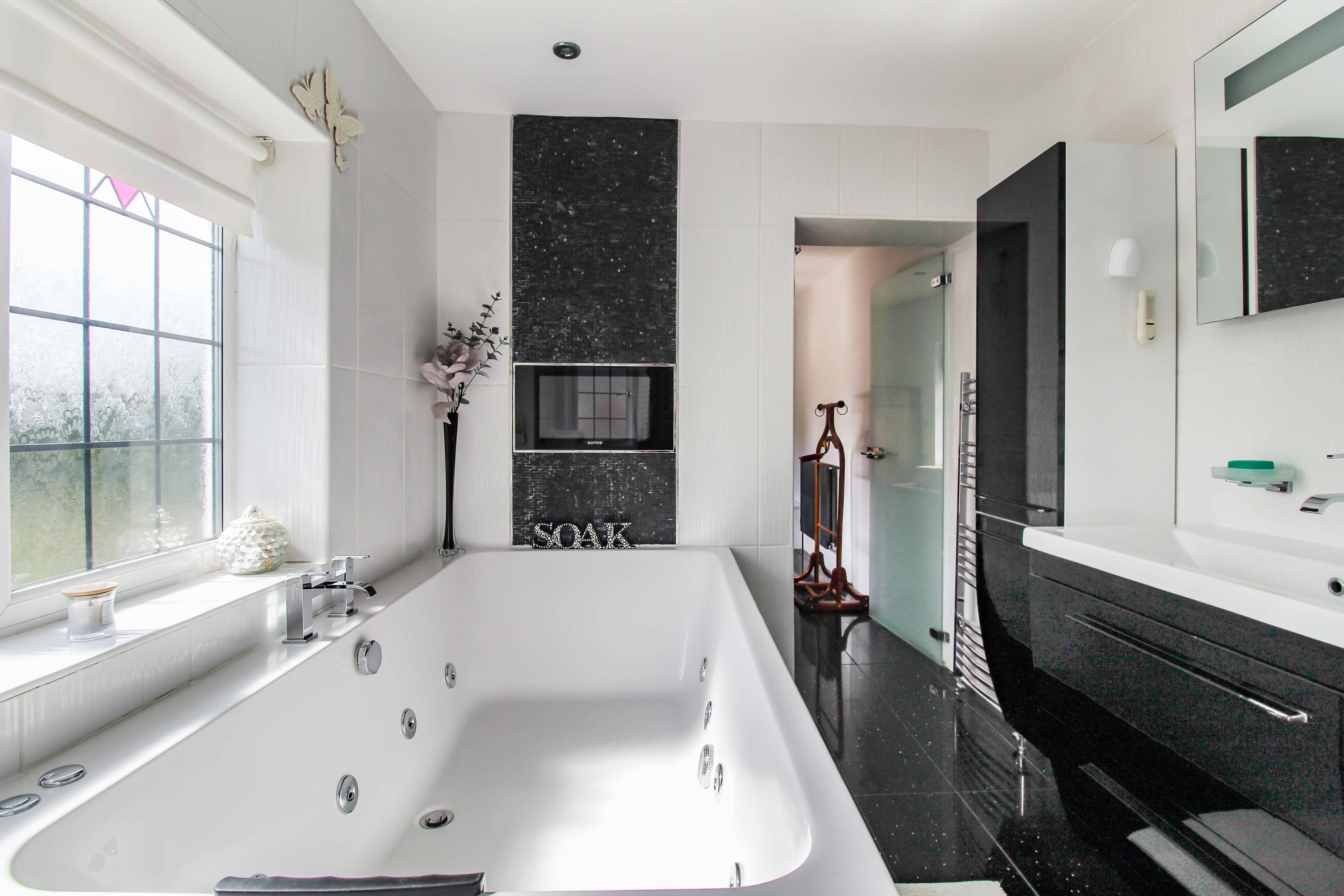 Master En-suite