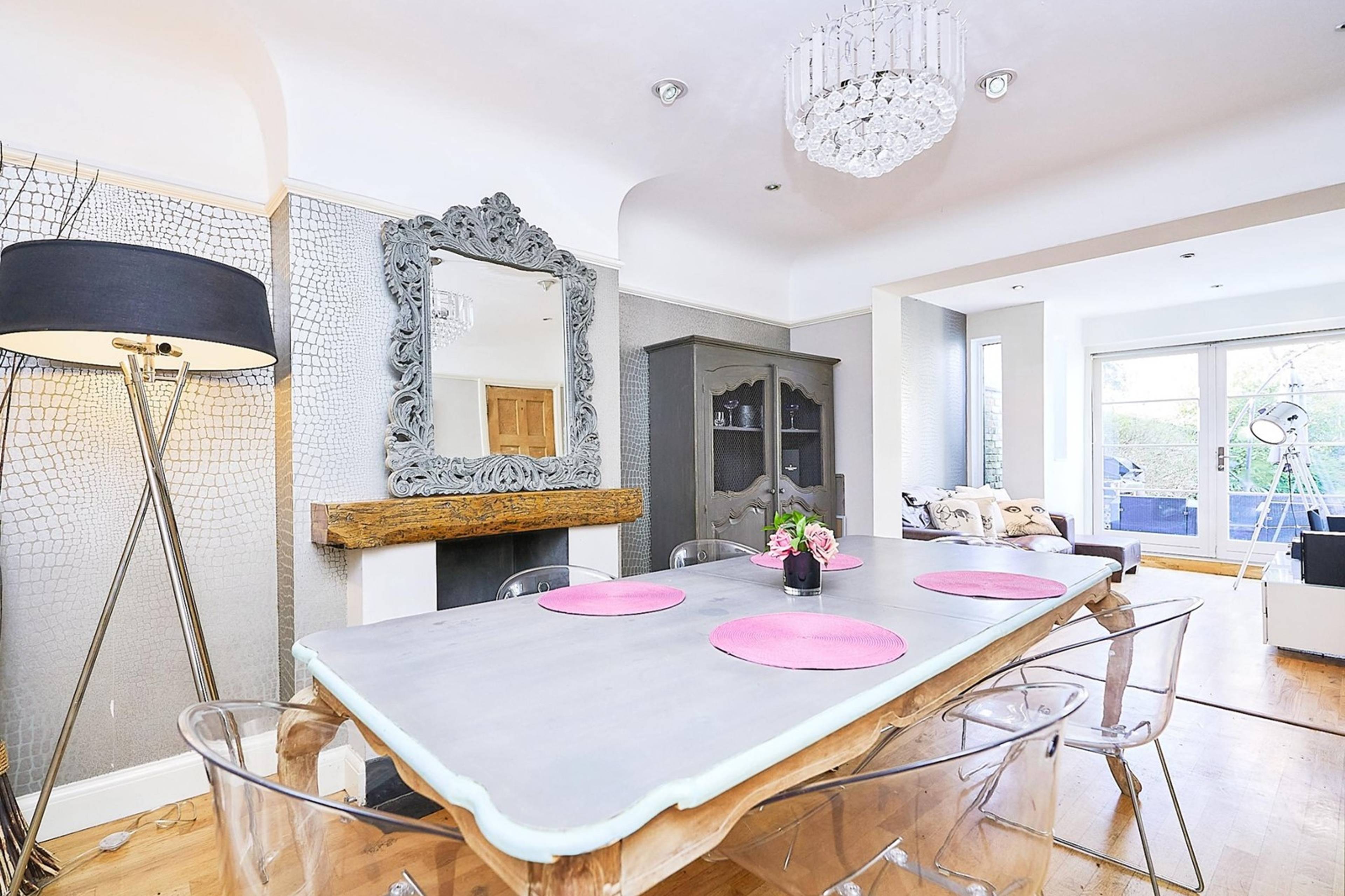 Dining / Family Room
