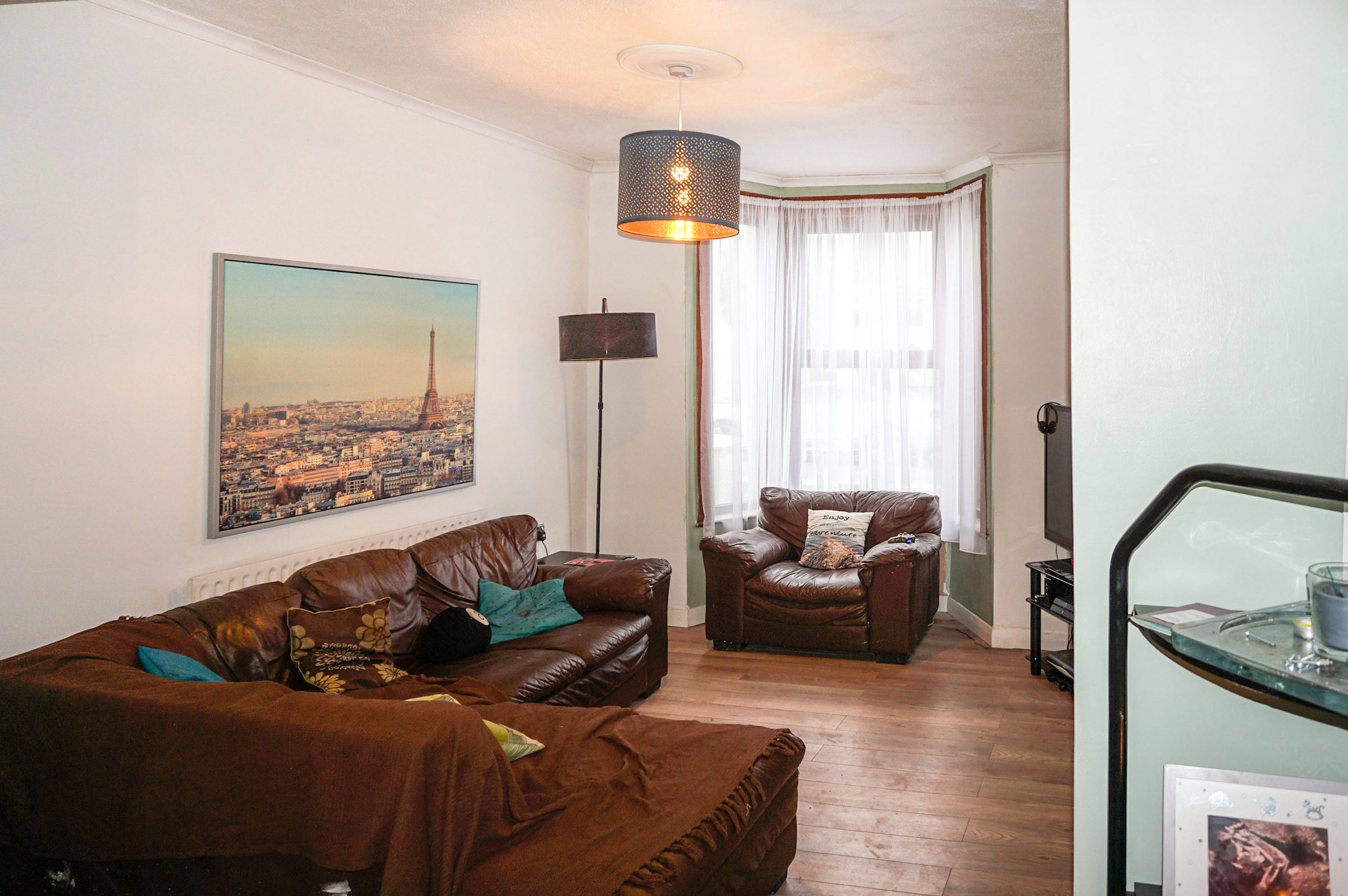 Lounge/Dining Room