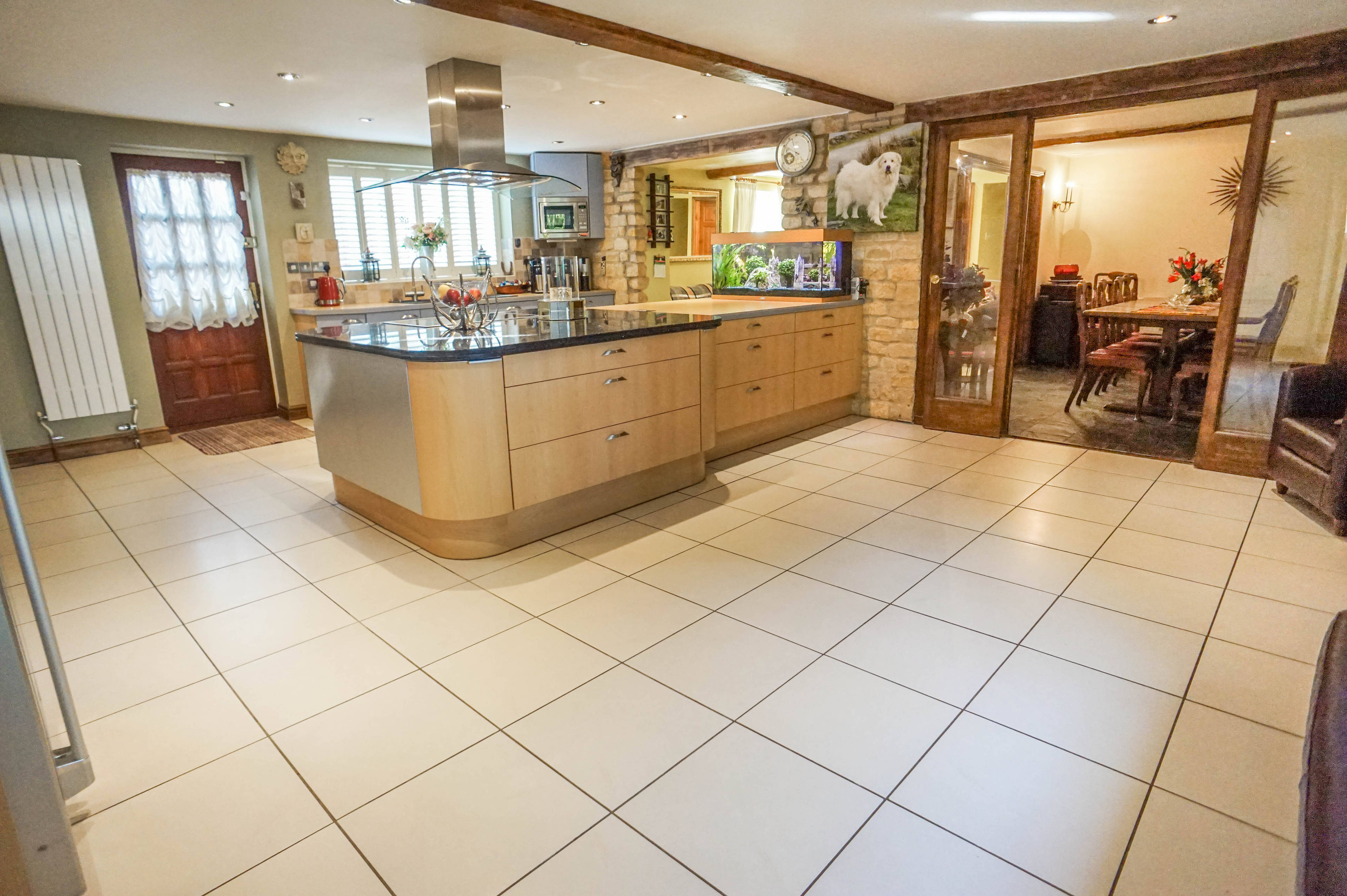 Kitchen/Breakfast