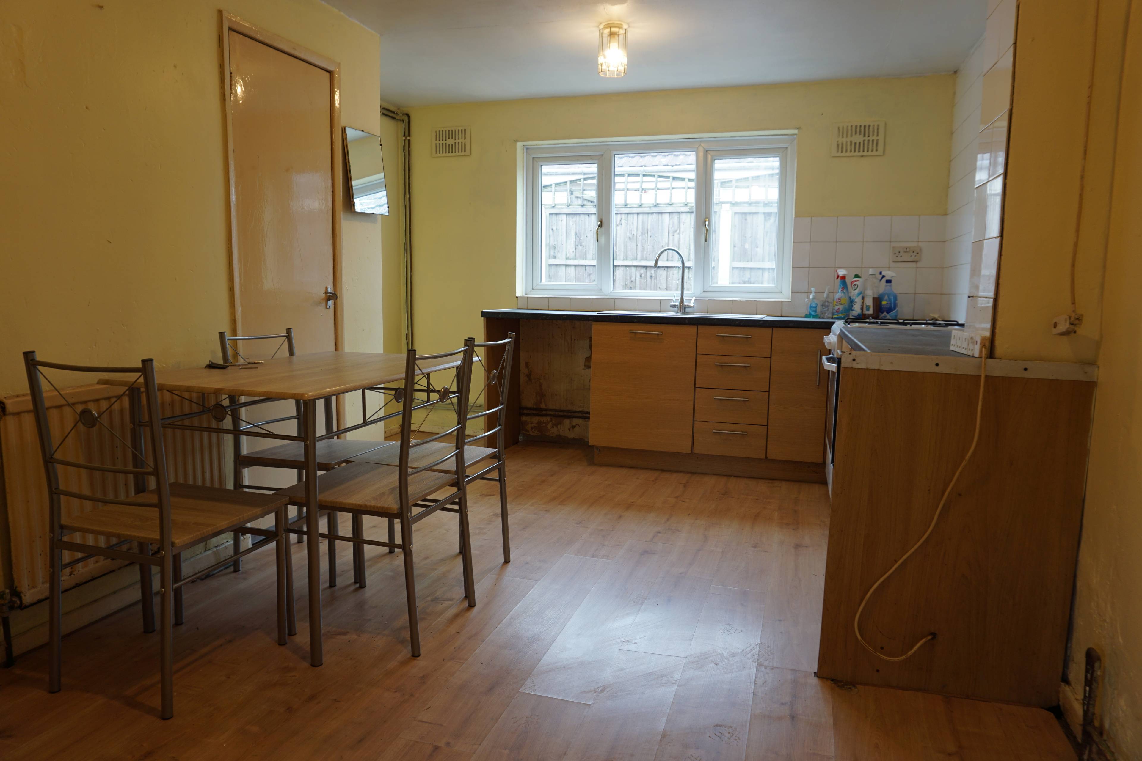 Kitchen/Dining Room