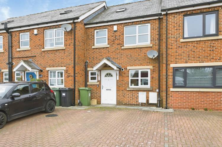 3 bedroom terraced house