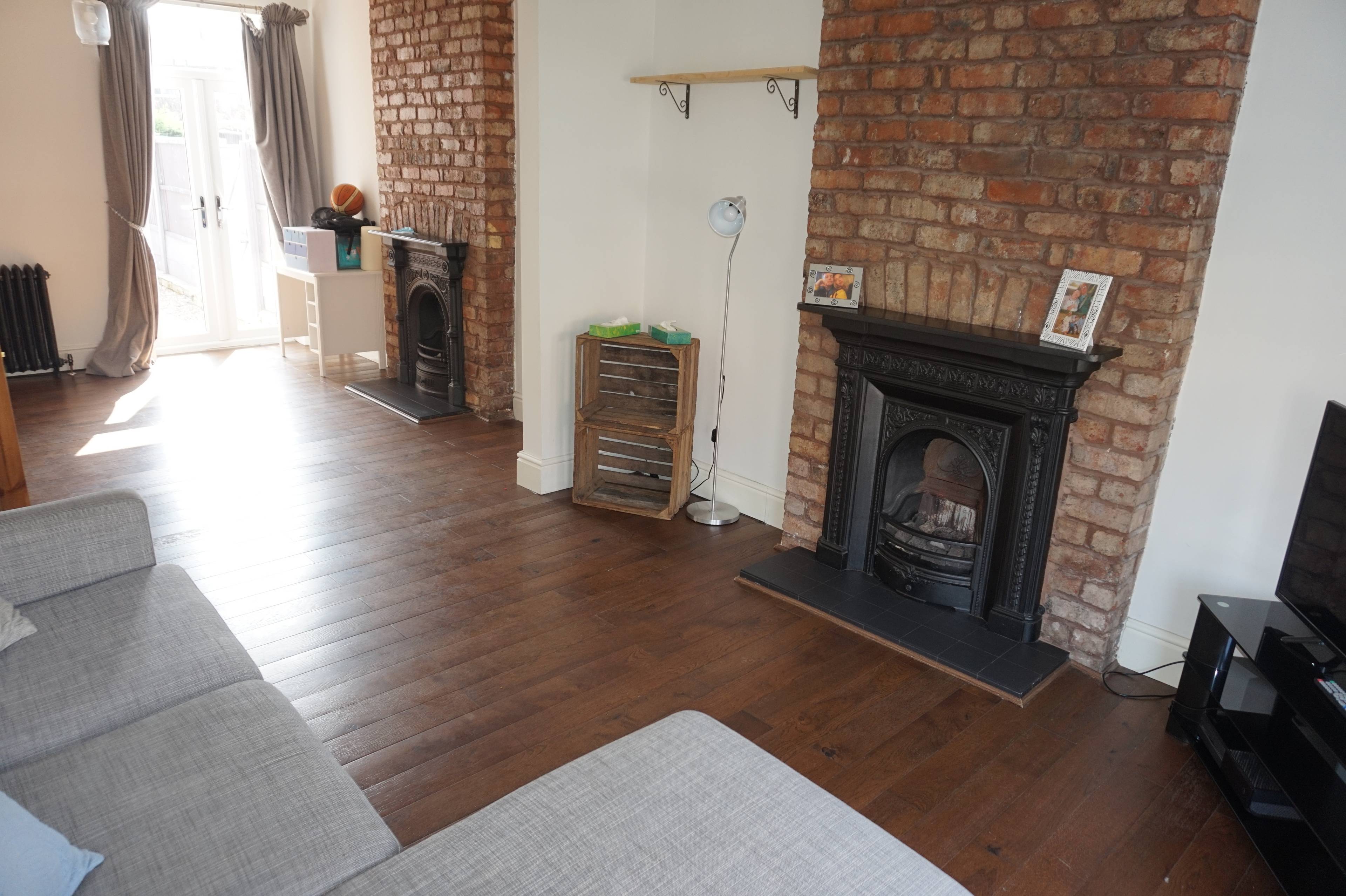 Lounge/Dining Room