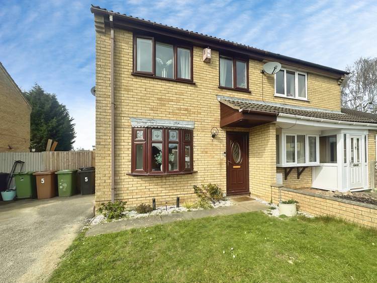 3 bedroom semi-detached house