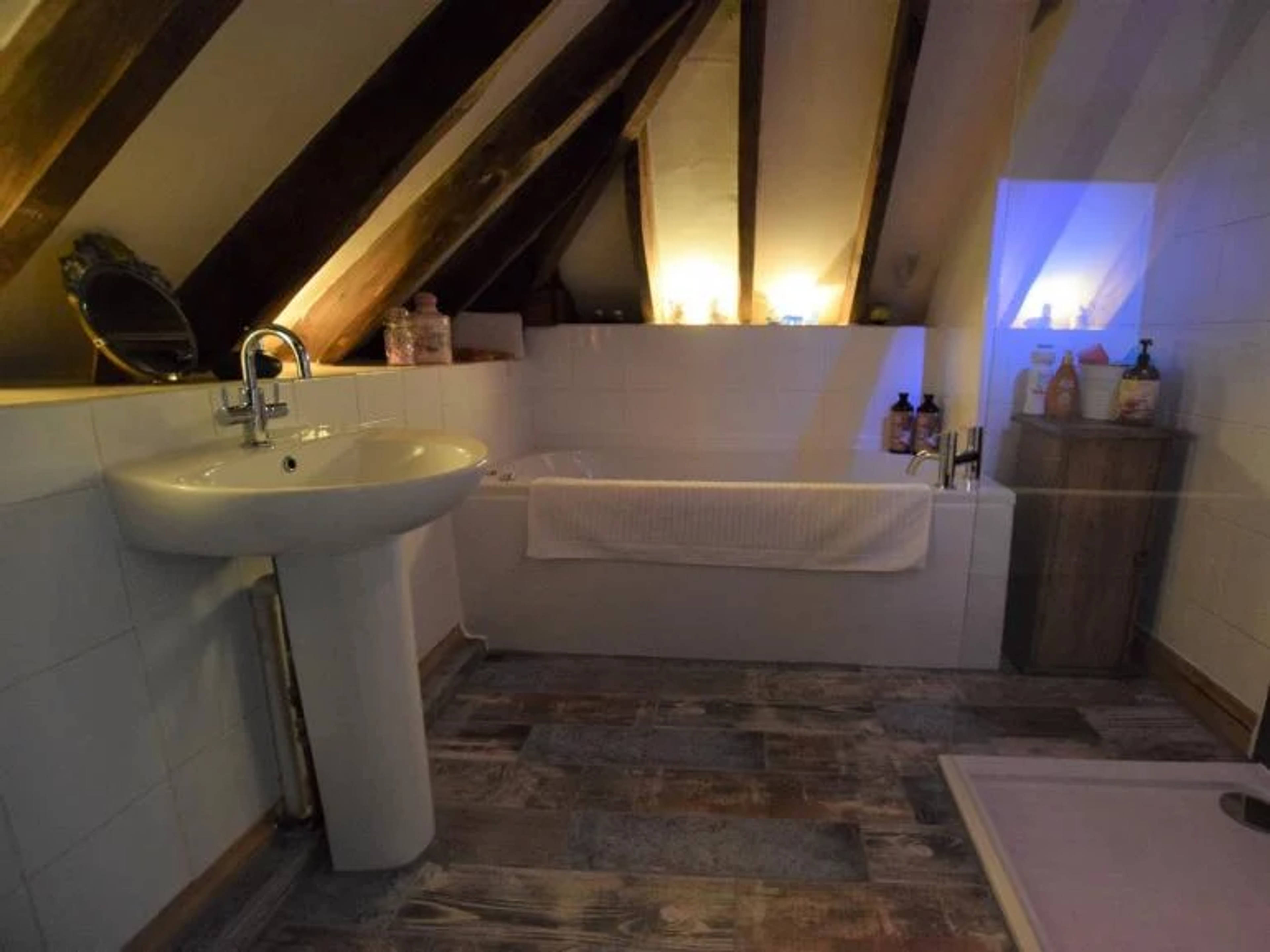 Annexe Bathroom