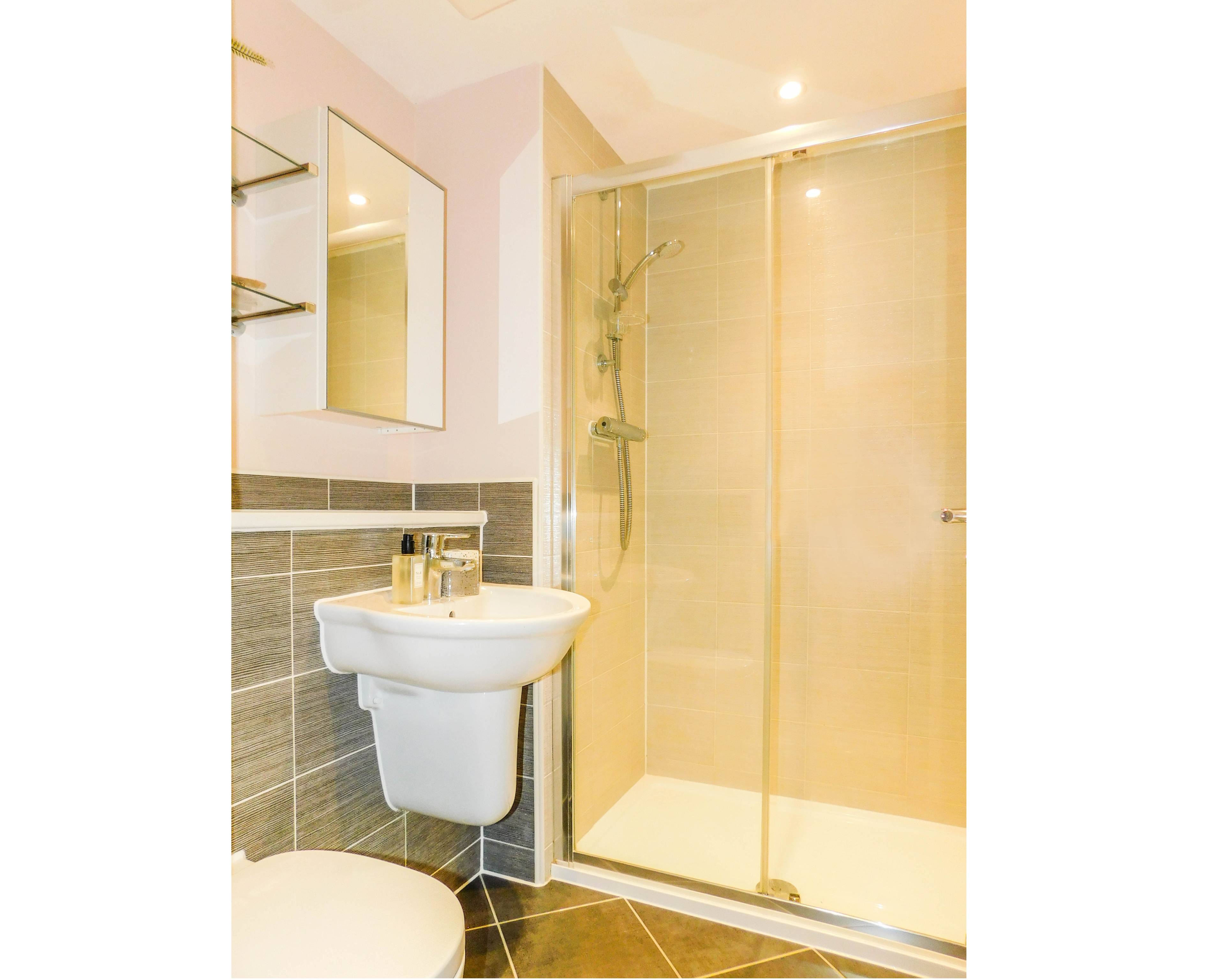 Master En-suite