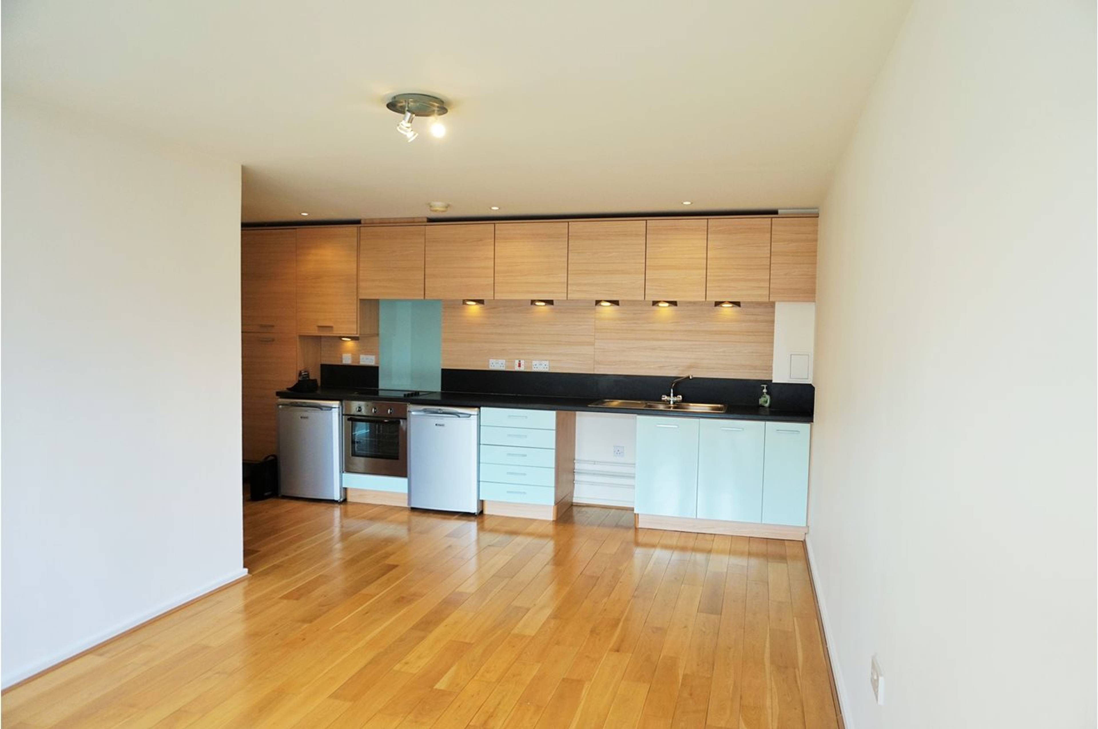 Lounge / Kitchen