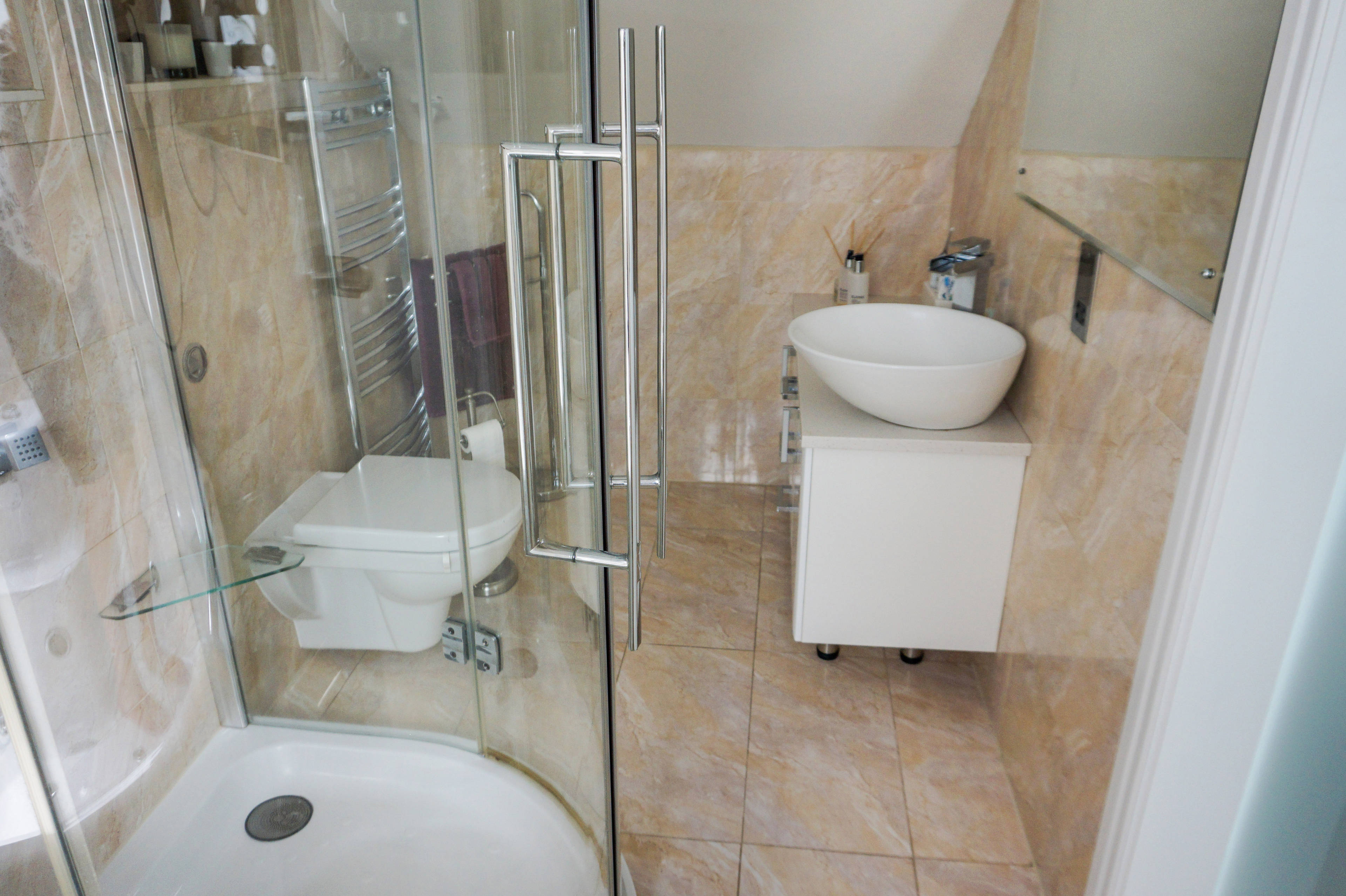 Master En-suite