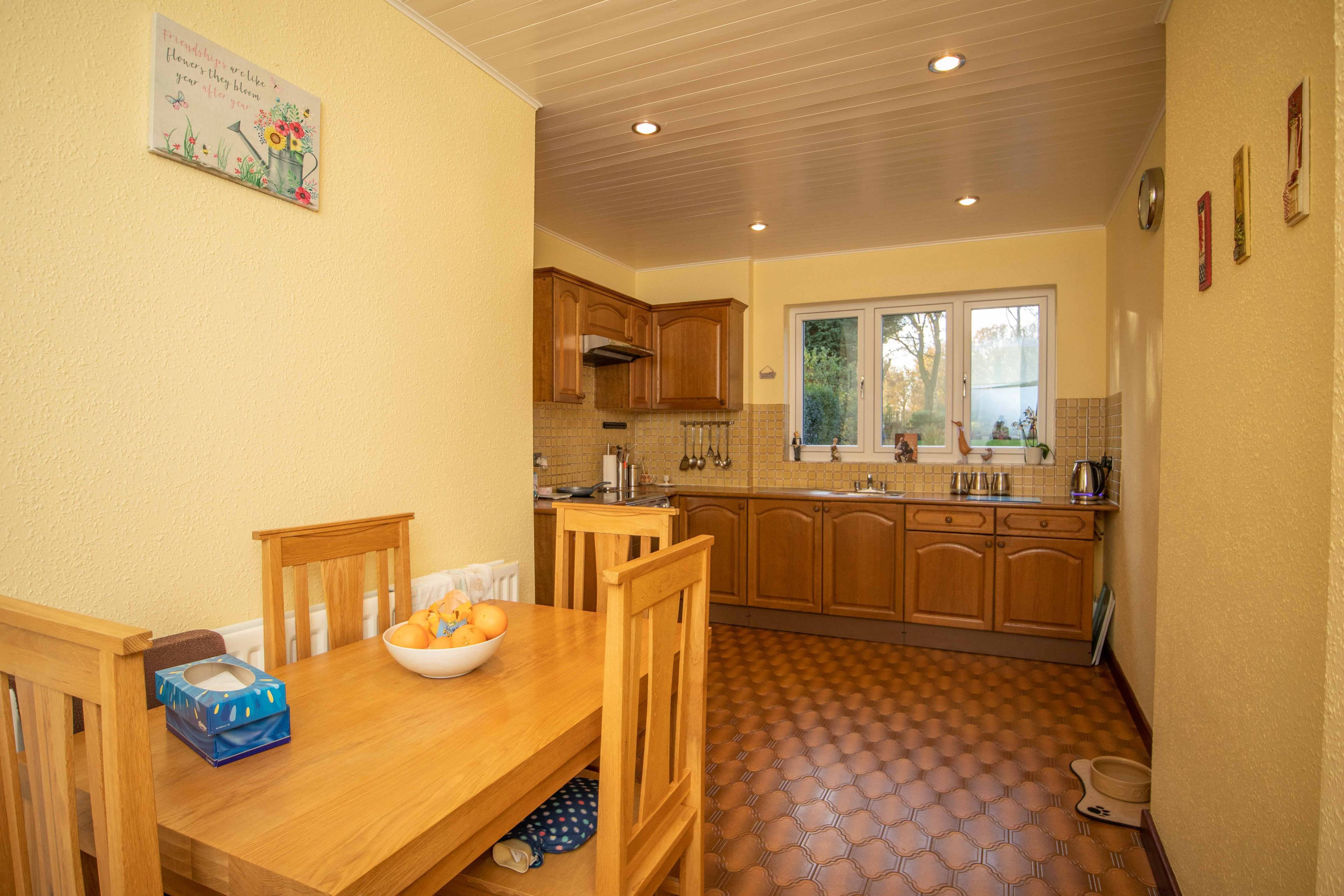 Kitchen/Breakfast