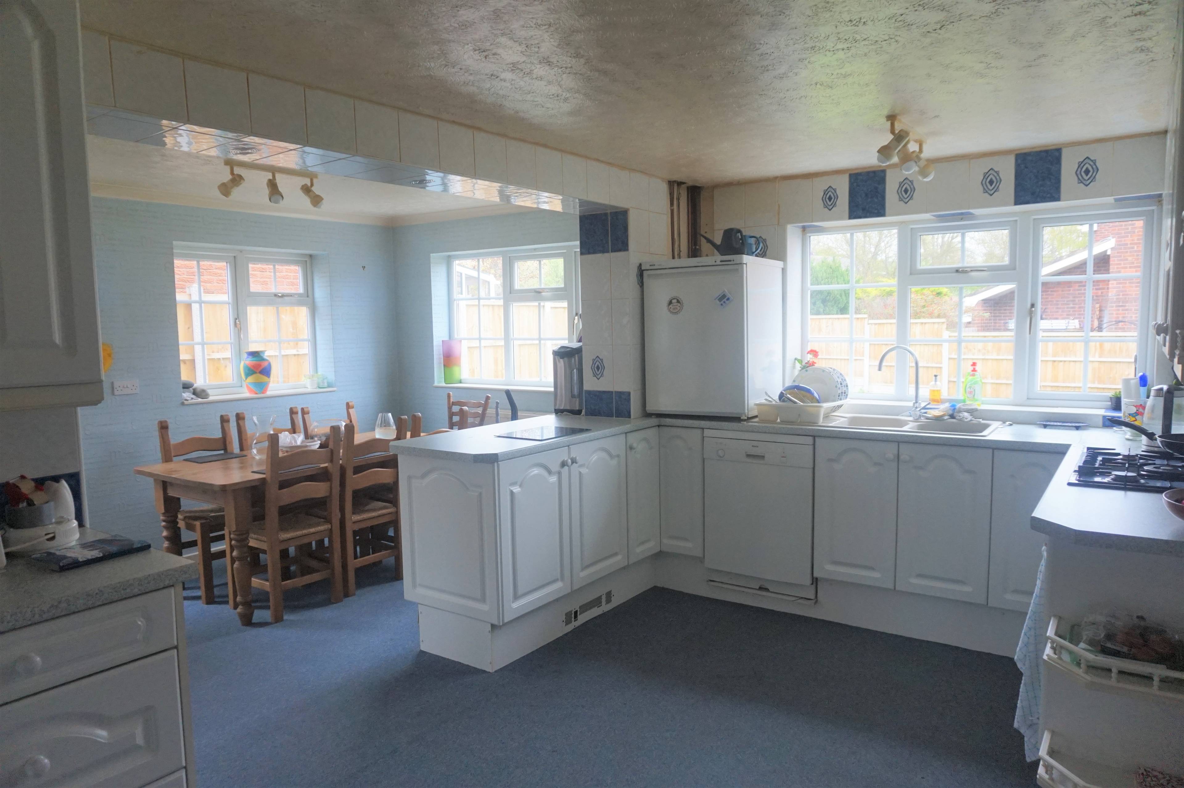 Kitchen / Breakfast
