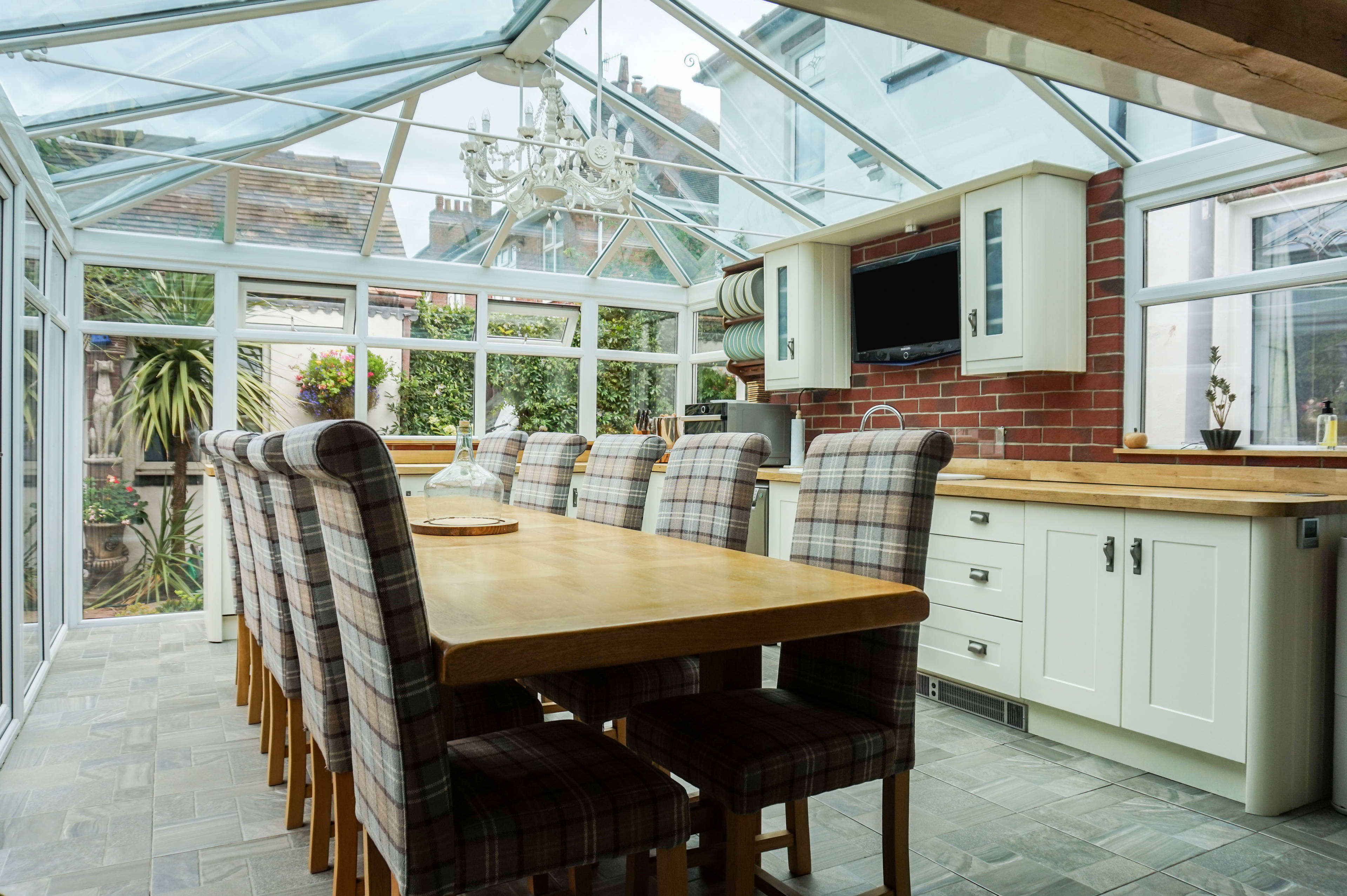 Kitchen/Dining Room
