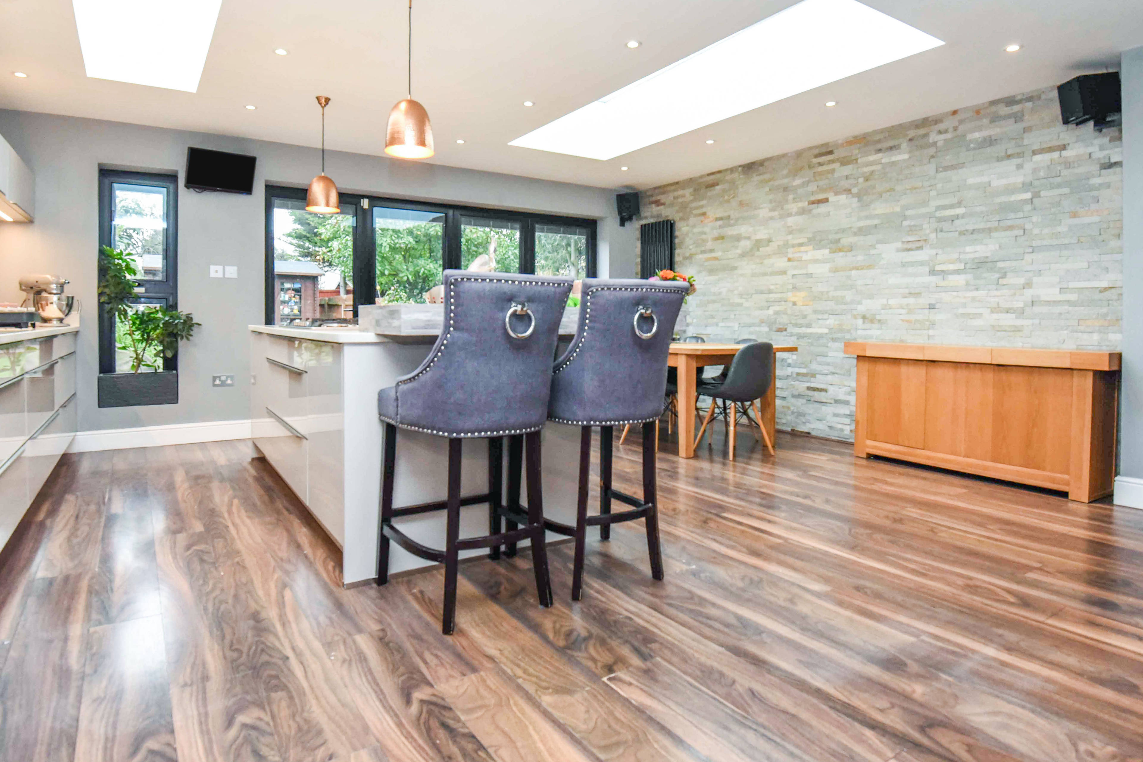Kitchen/Dining Room