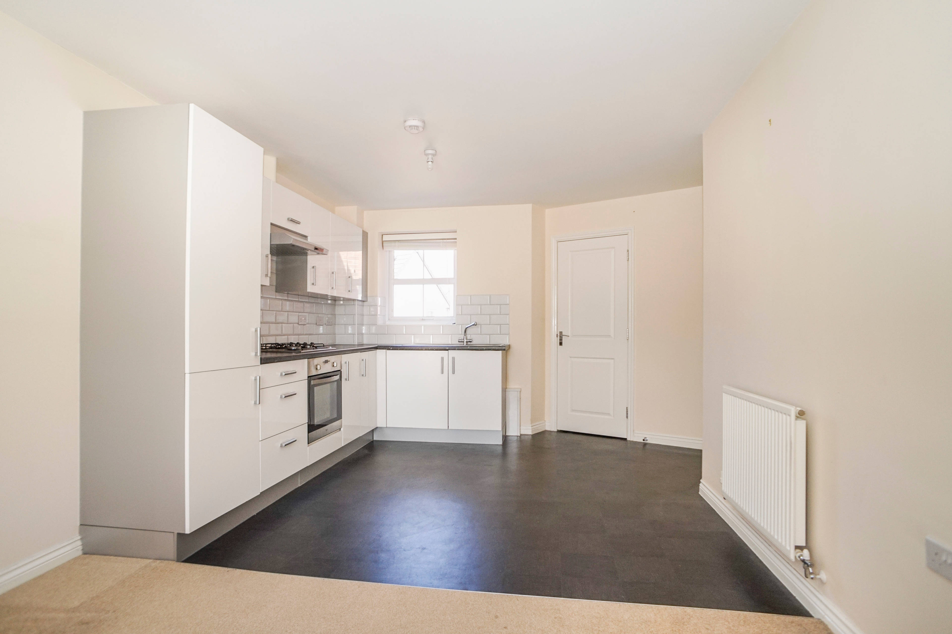 Lounge / Kitchen