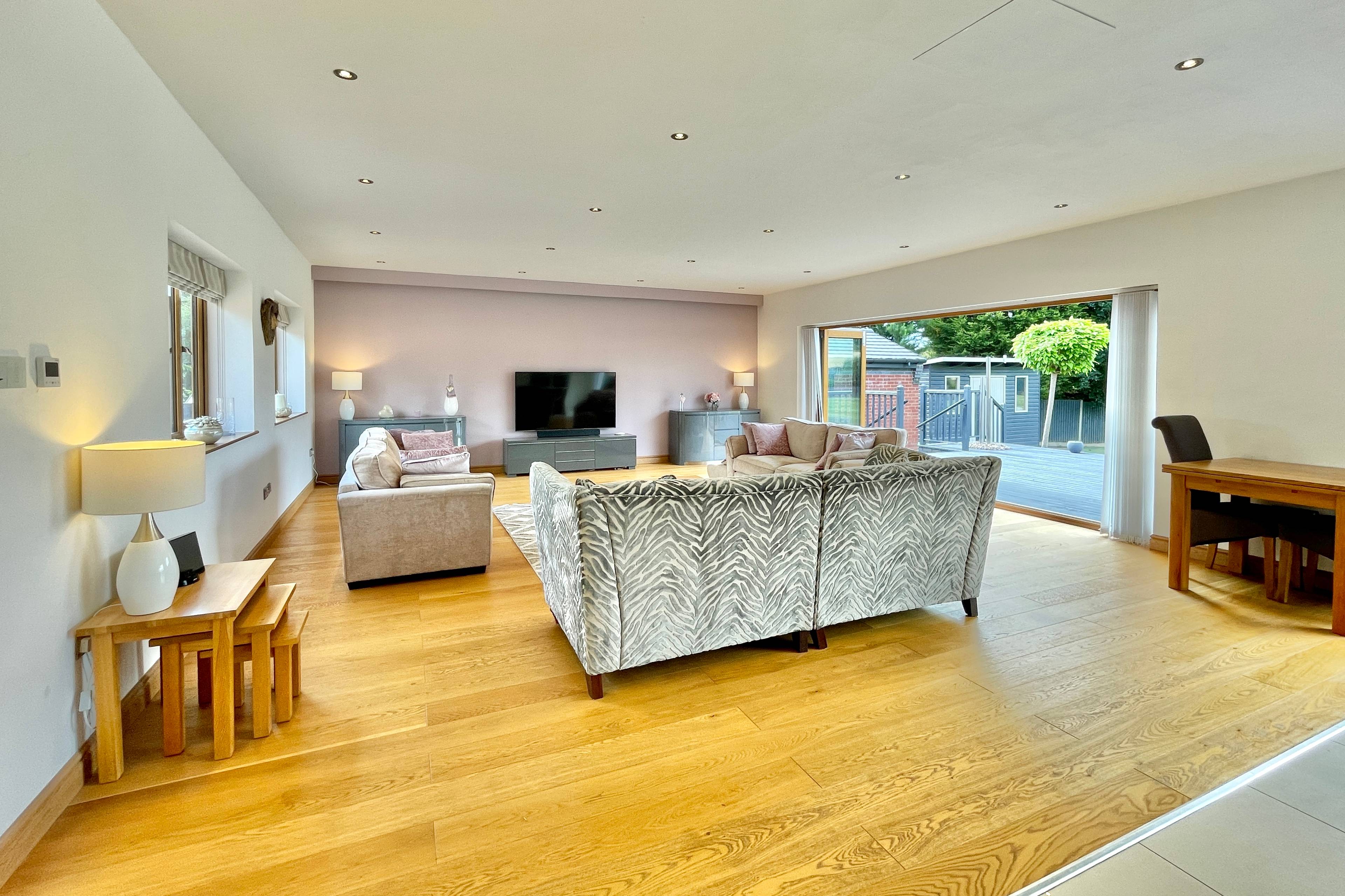 Kitchen/family Room