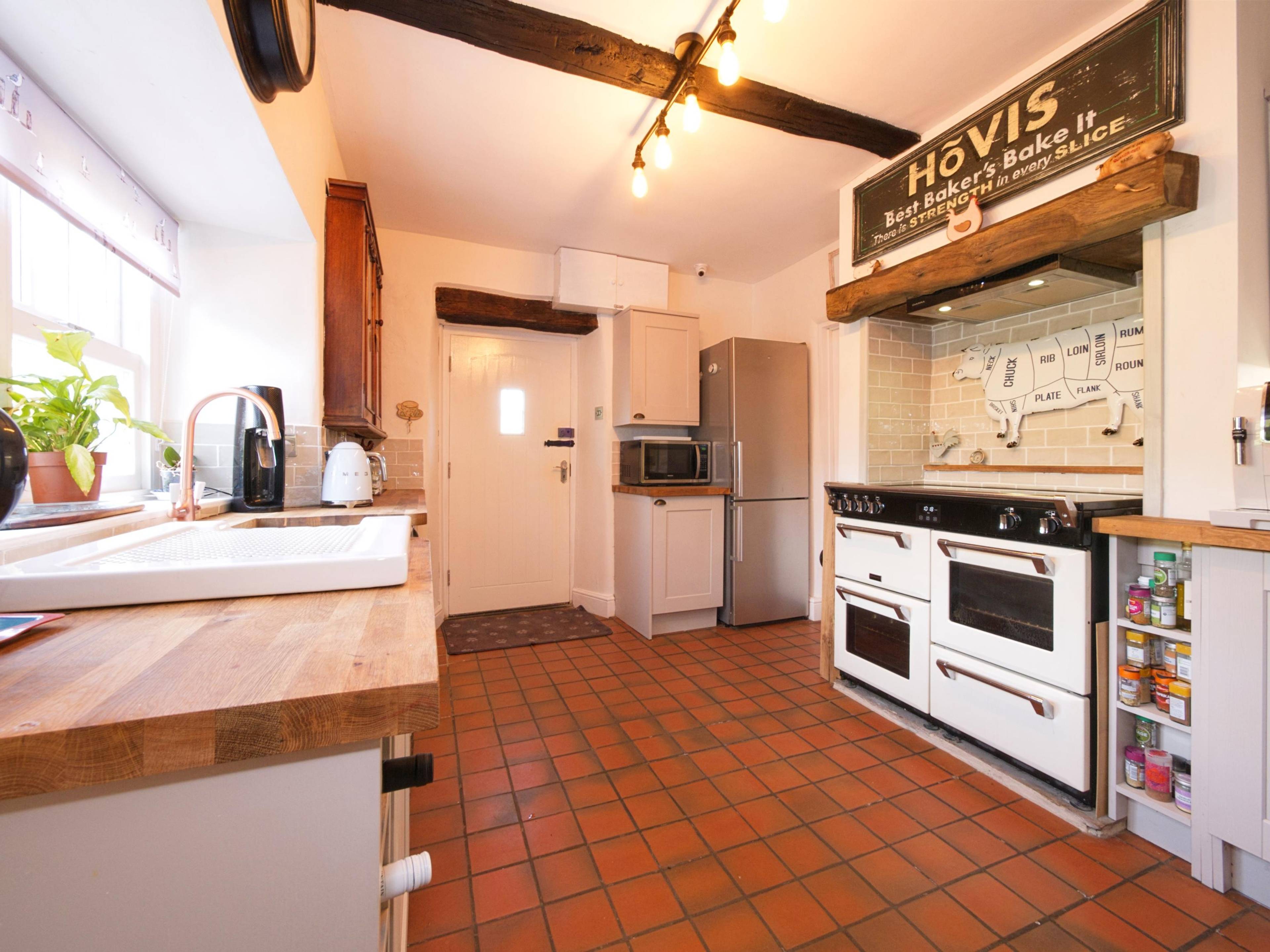 Kitchen/Breakfast