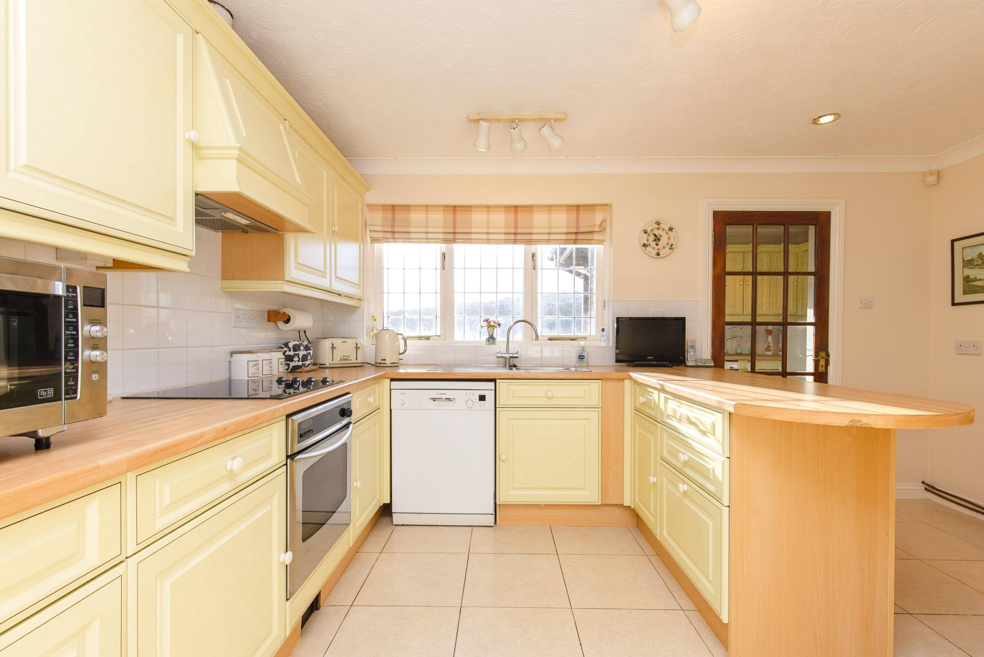 Kitchen/Breakfast