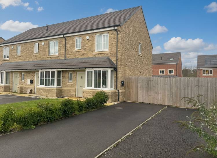 3 bedroom end of terrace house