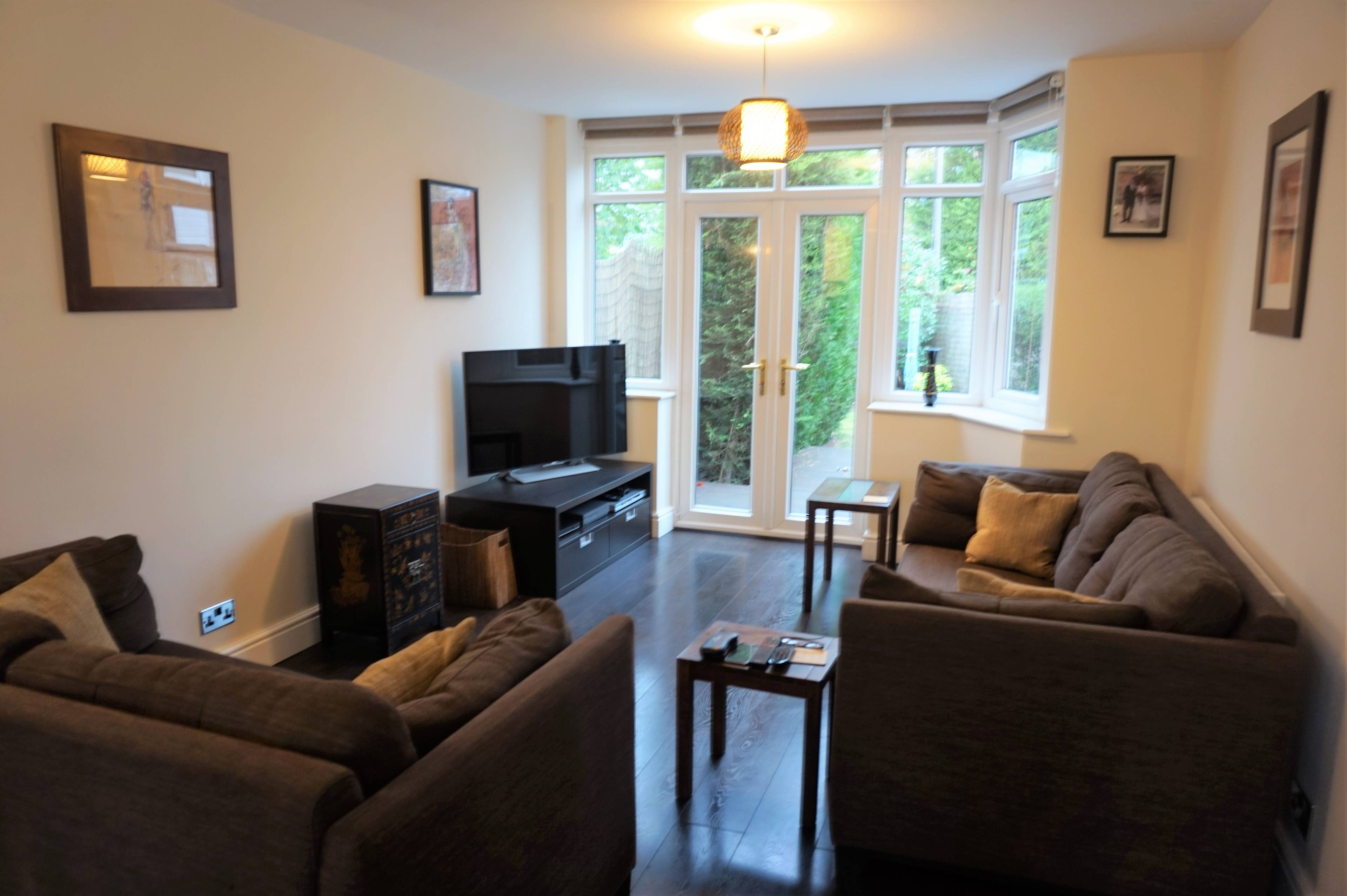 Lounge/Dining Room