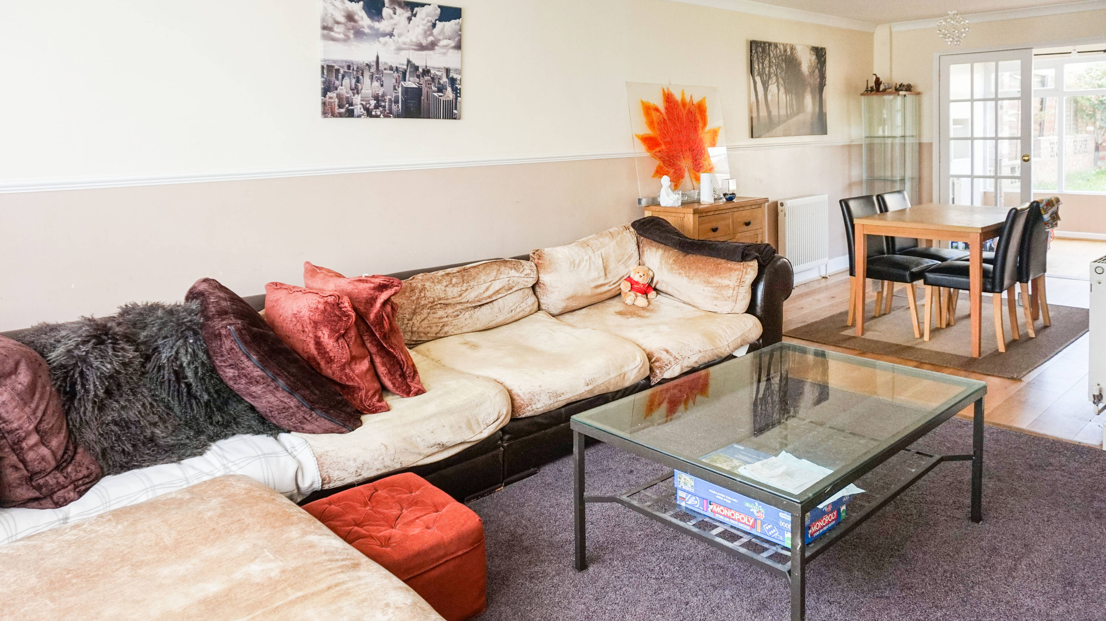 Lounge/Dining Room