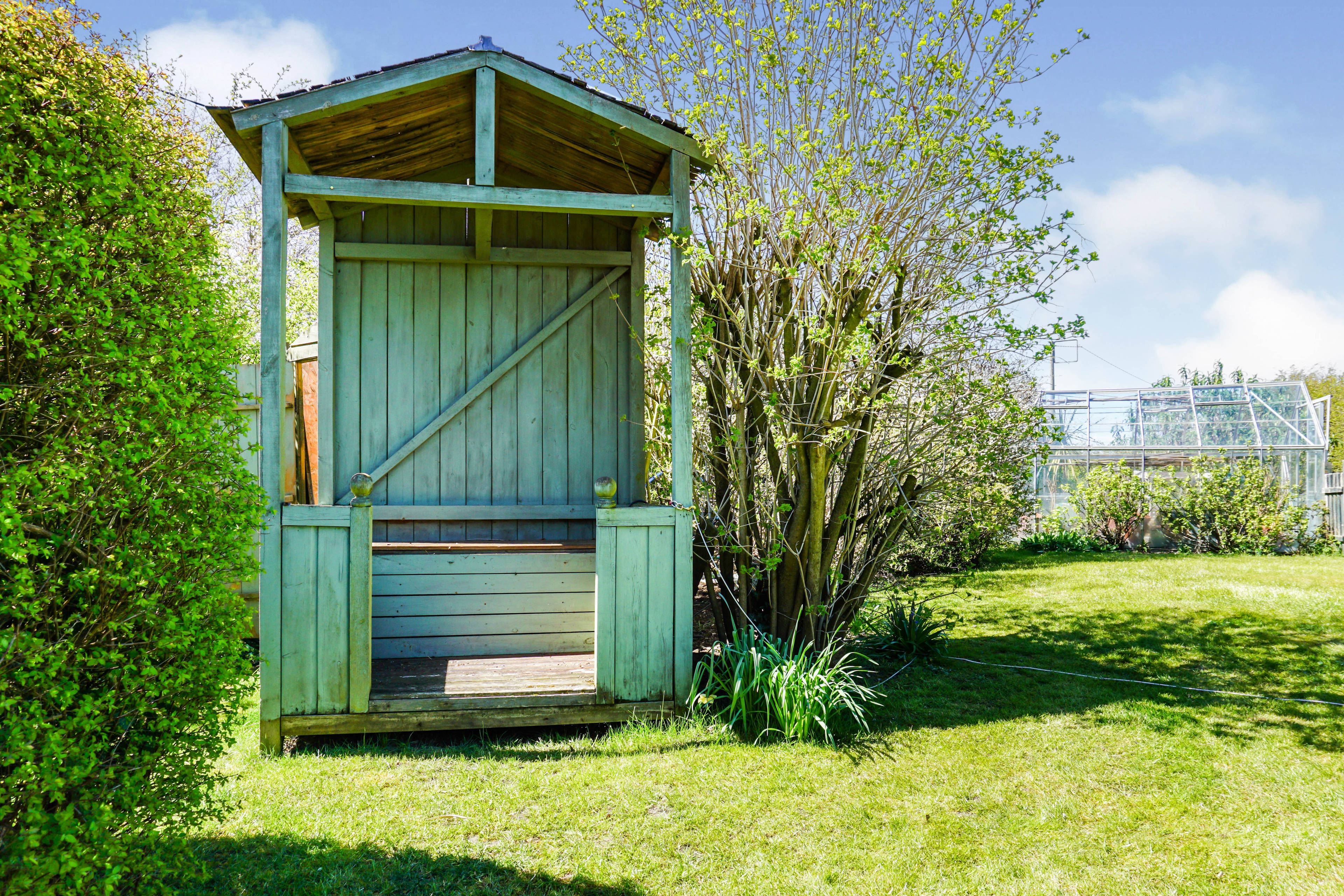 Garden Hut