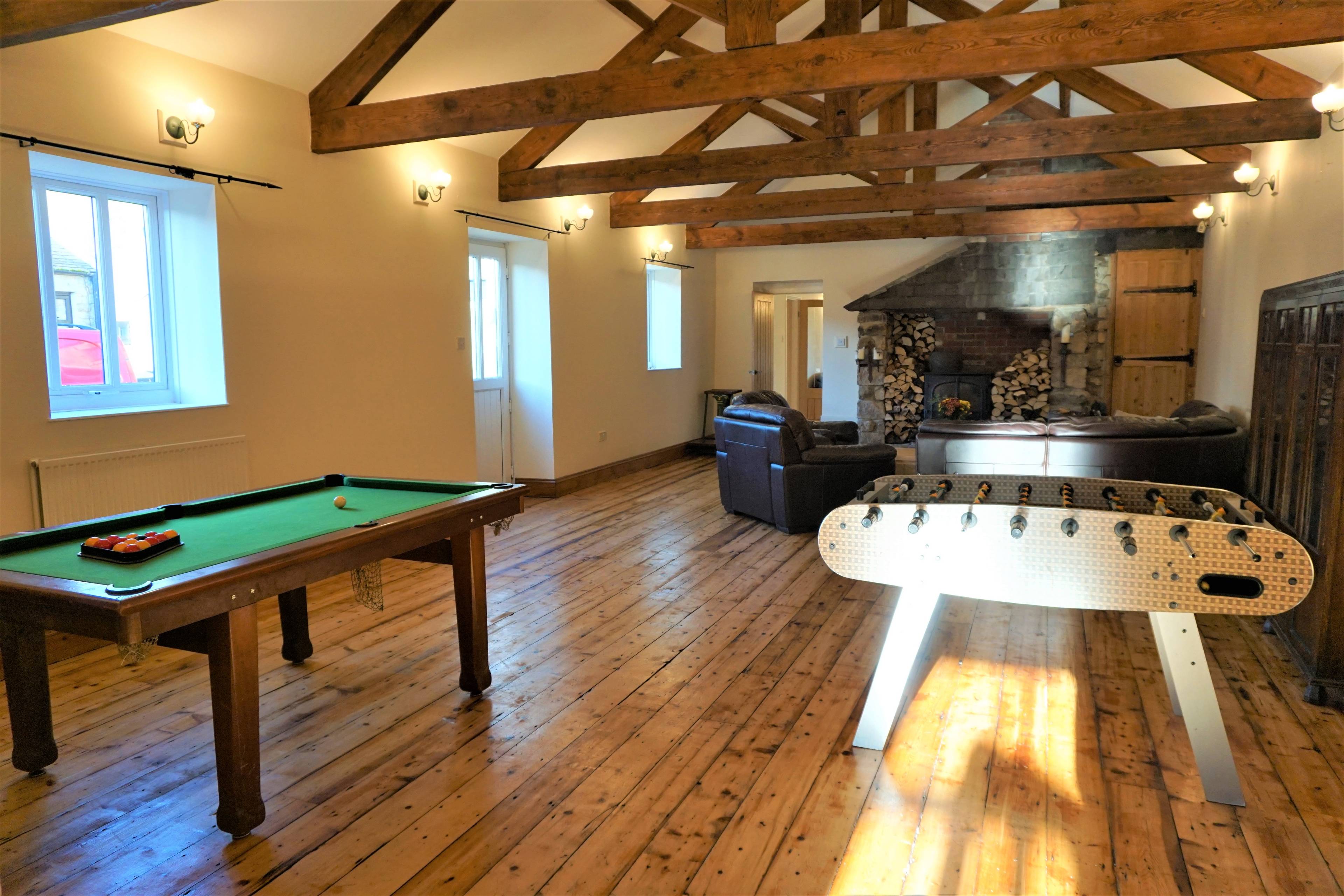 Lounge/Family/Games