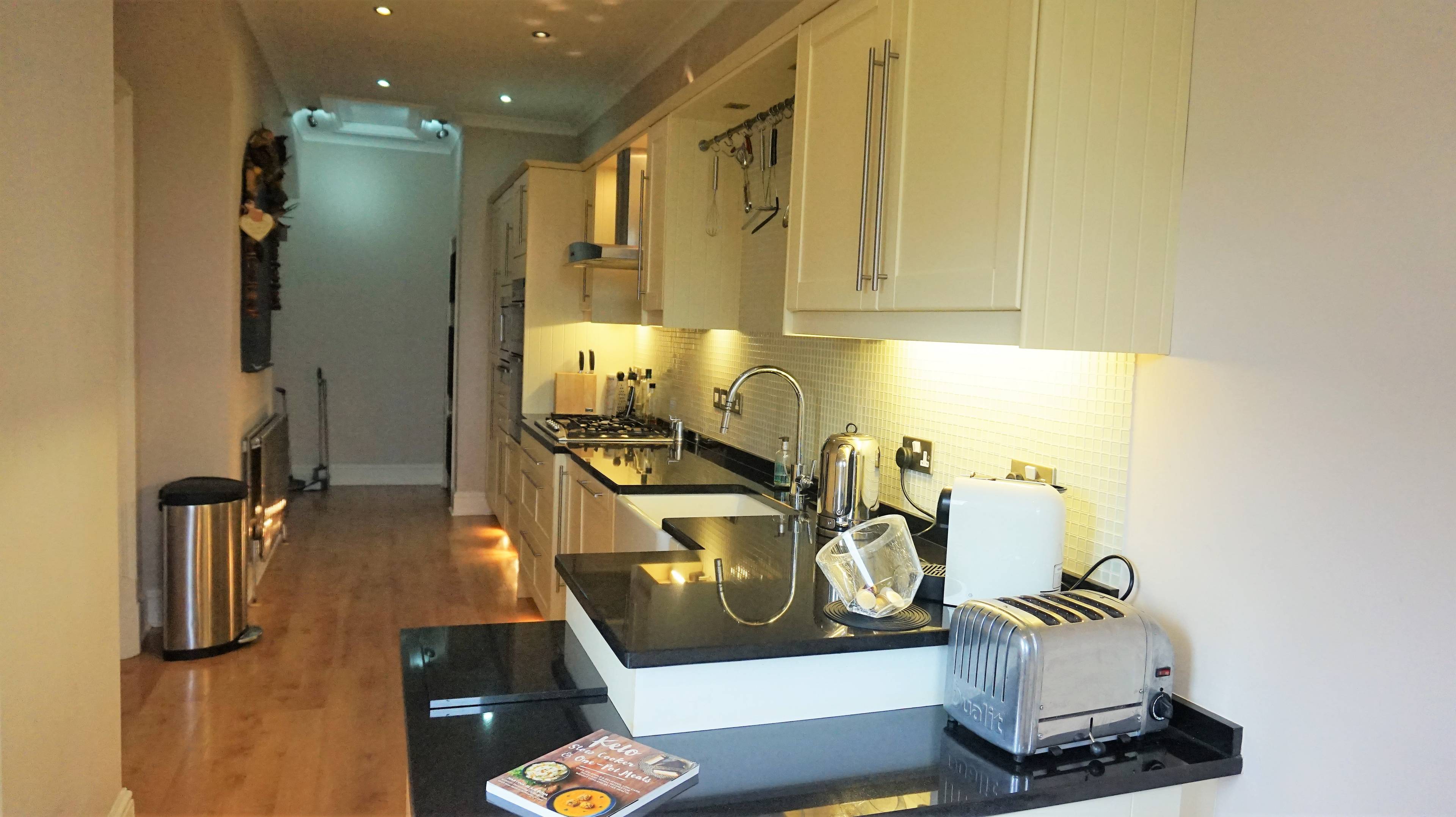 Kitchen / Breakfast