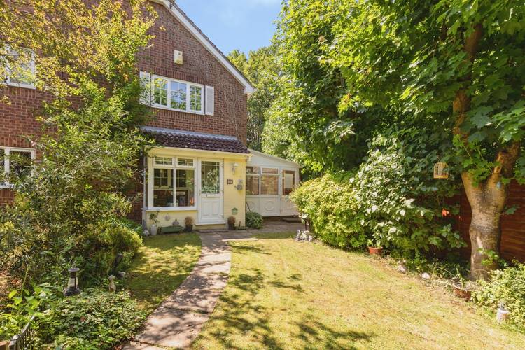 1 bedroom end of terrace house