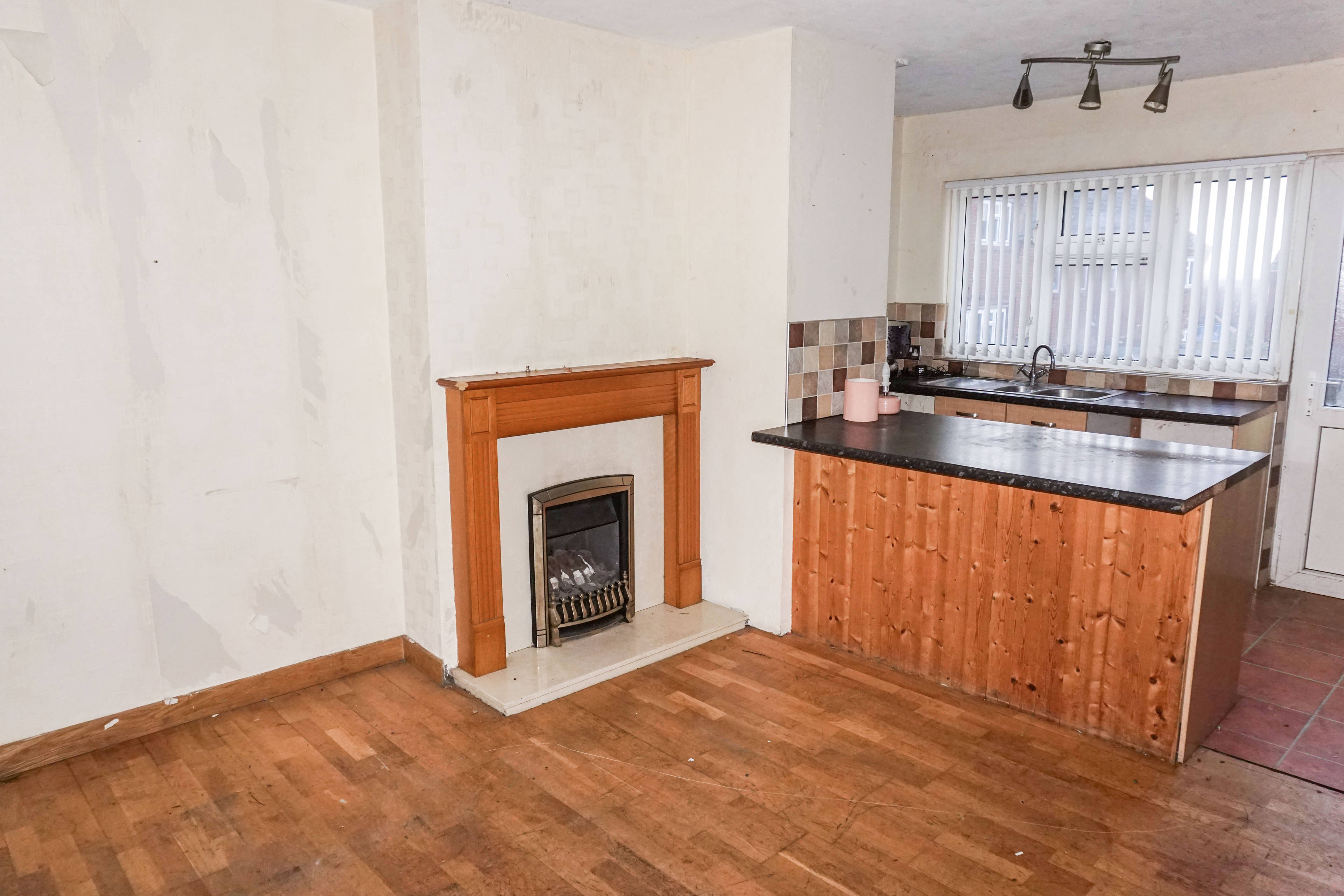 Kitchen/Dining Room