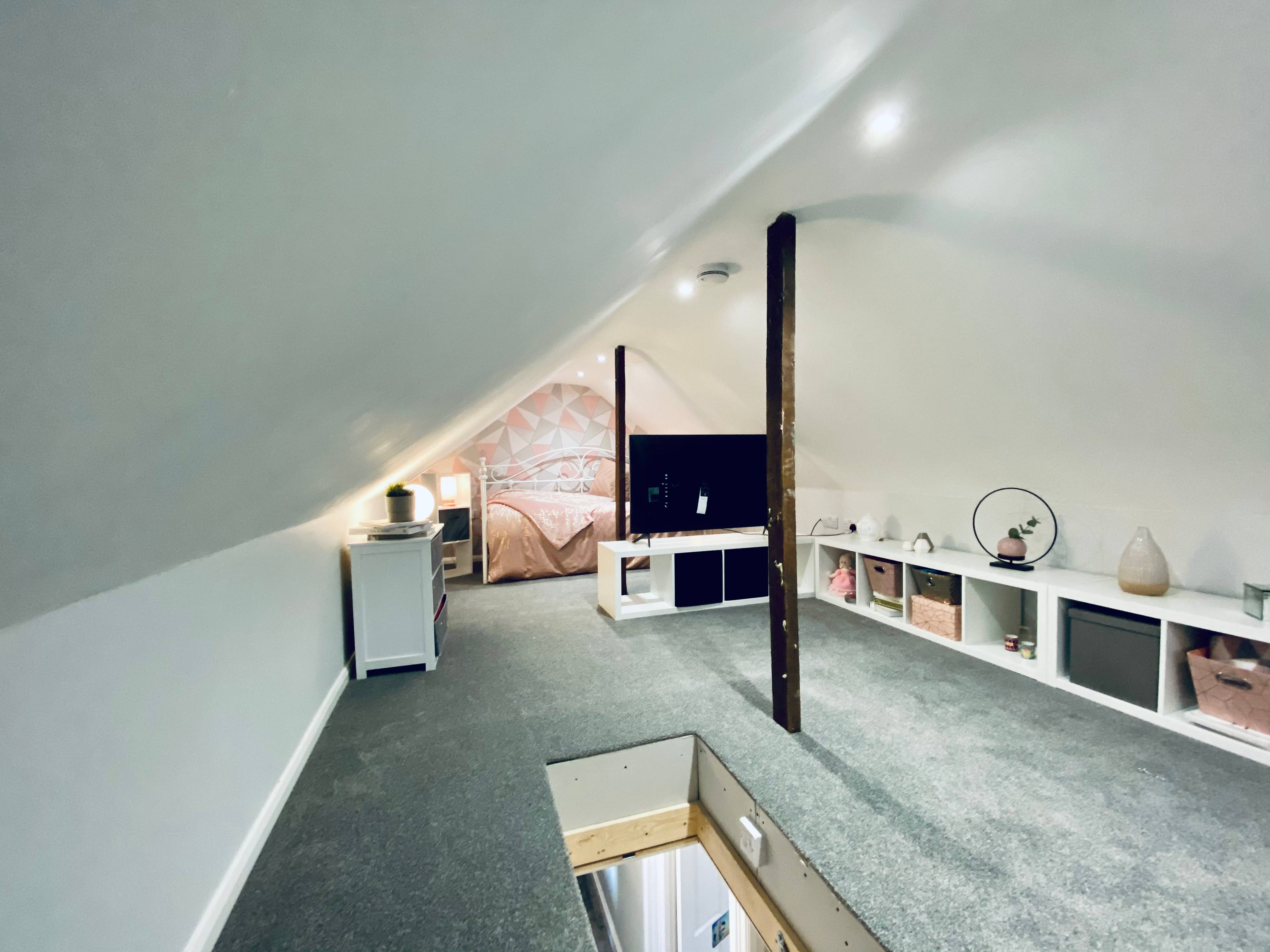 Loft room 