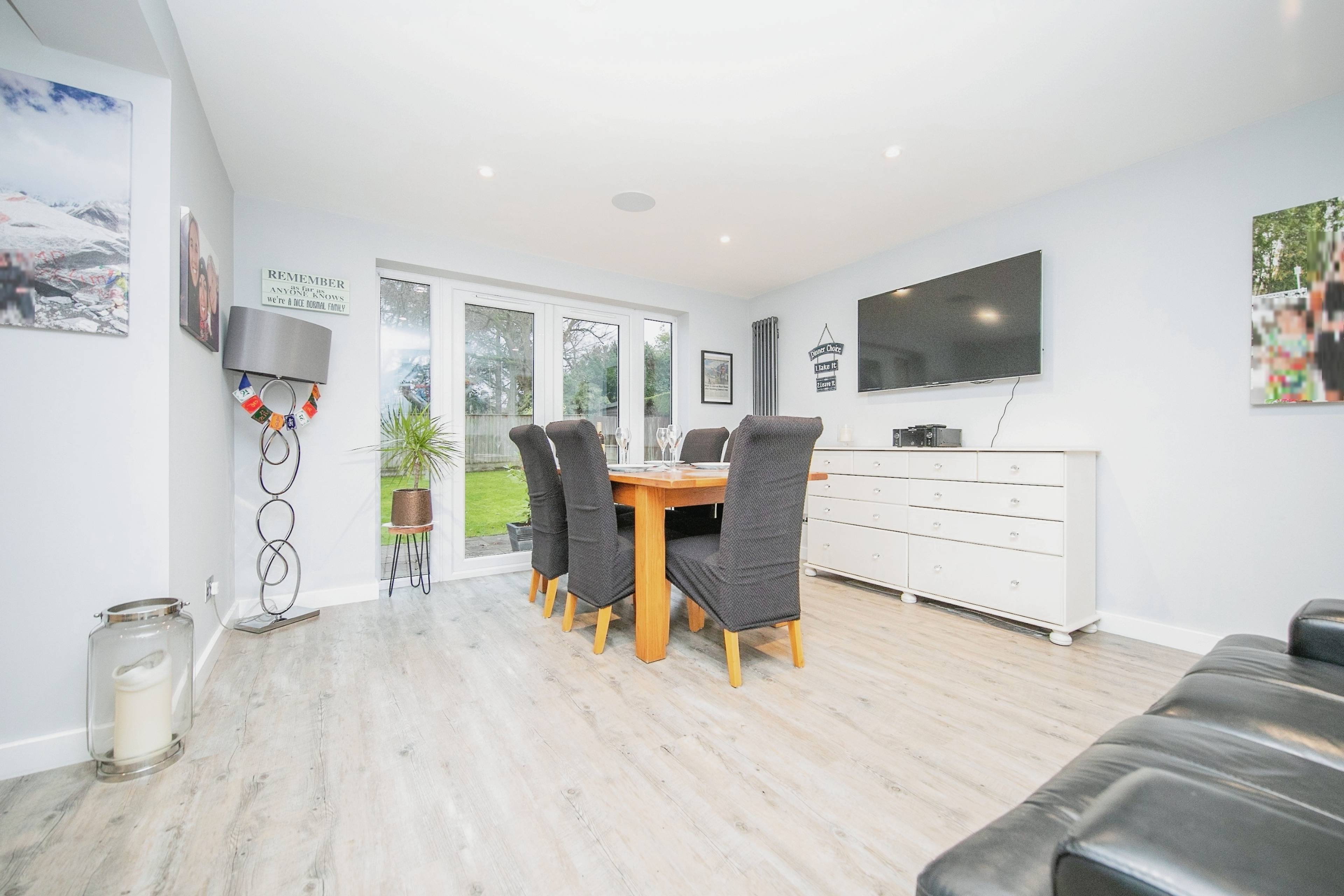 Kitchen/Dining Room