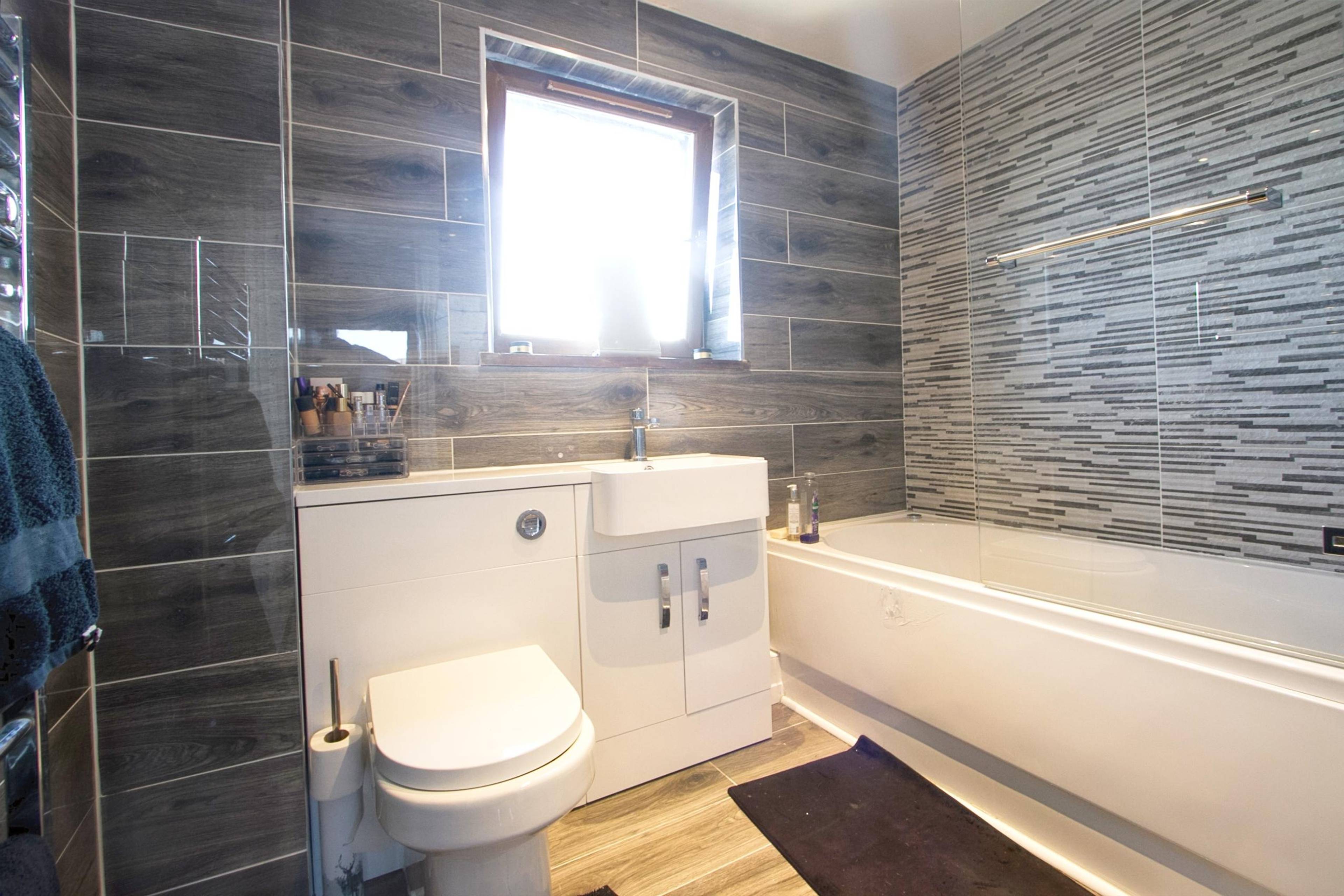 En-suite One