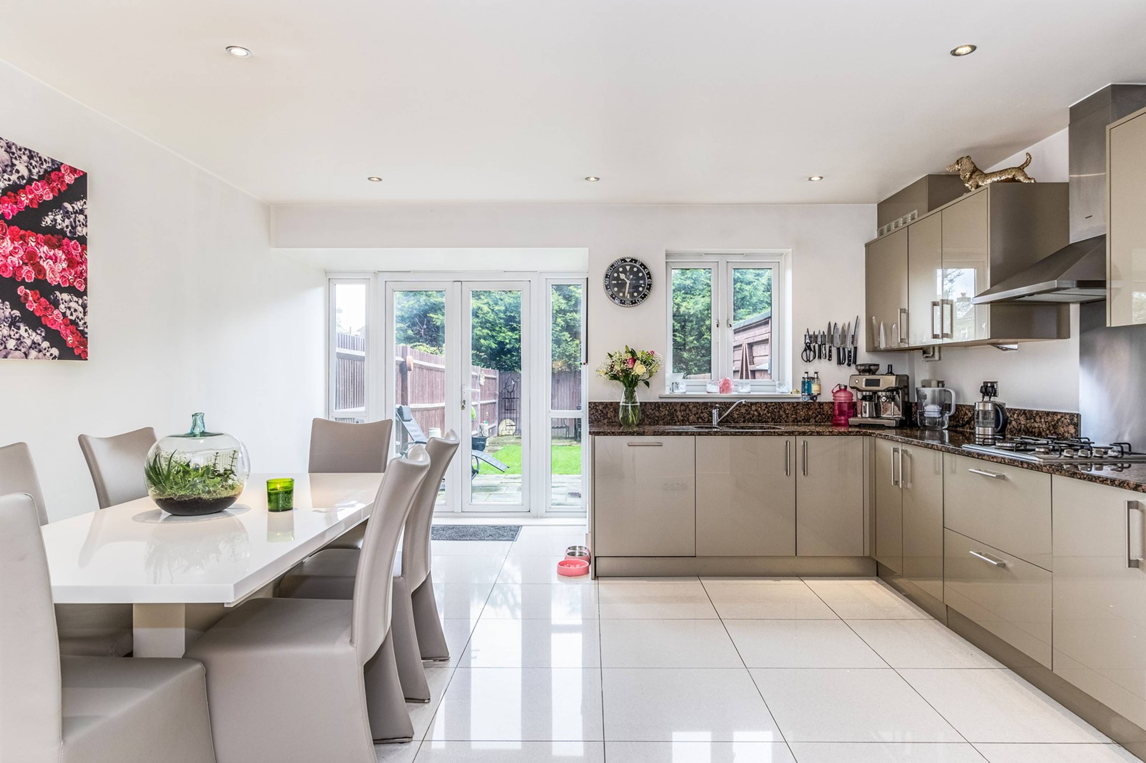 Kitchen/Dining Room