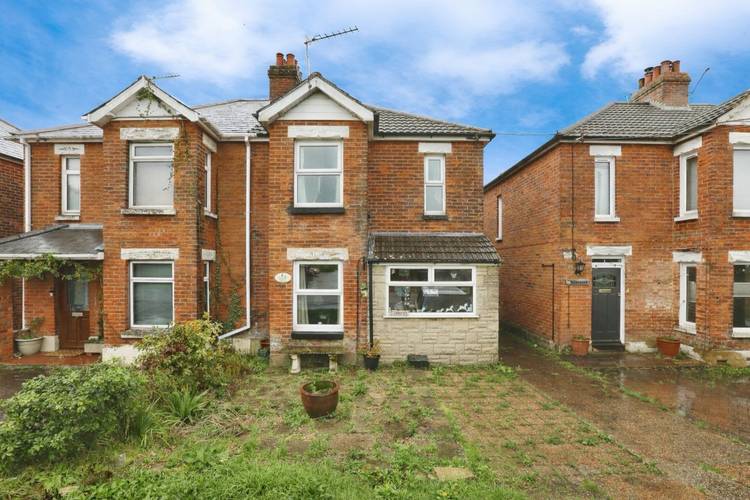 2 bedroom semi-detached house