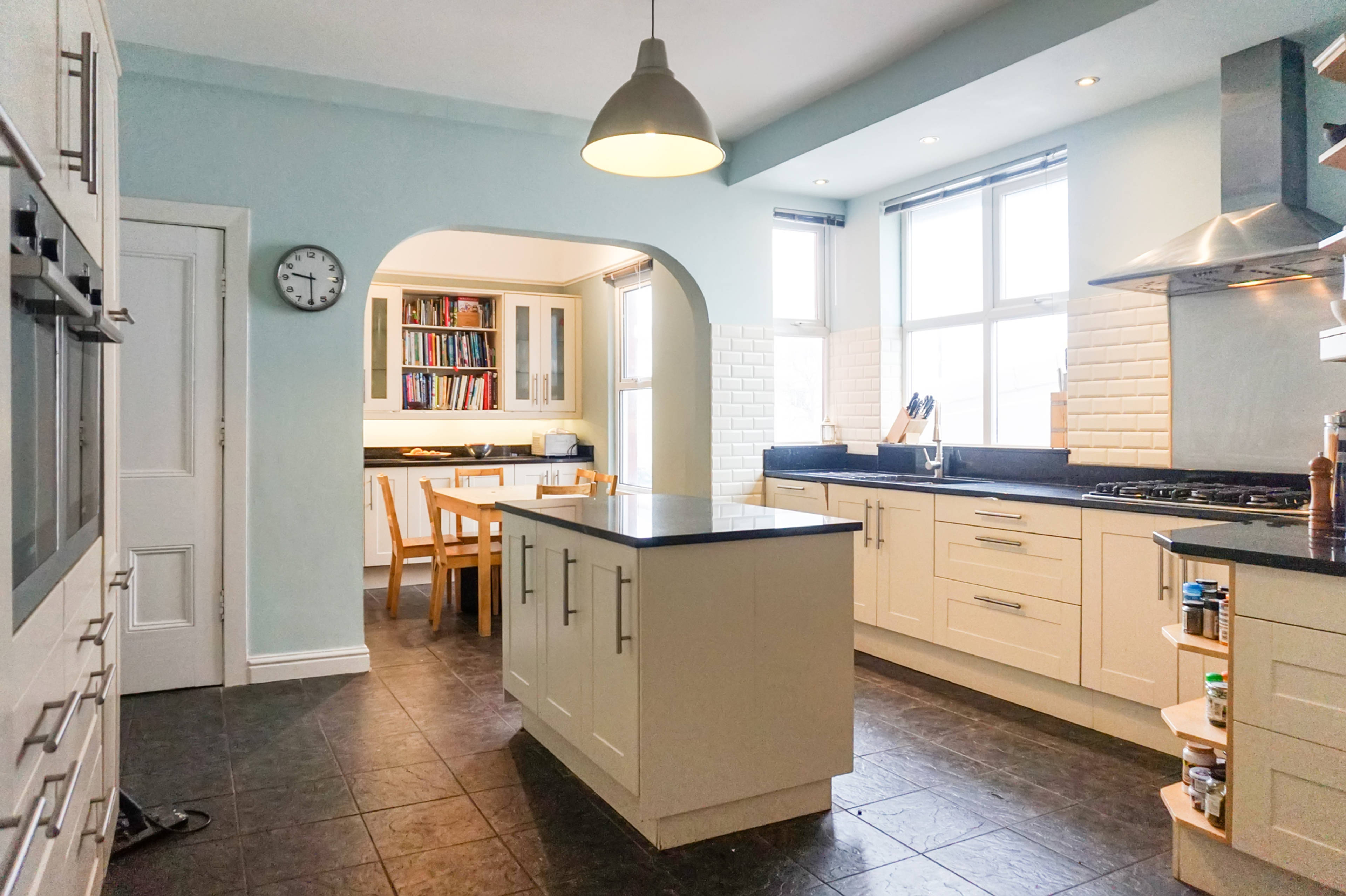 Kitchen / Breakfast