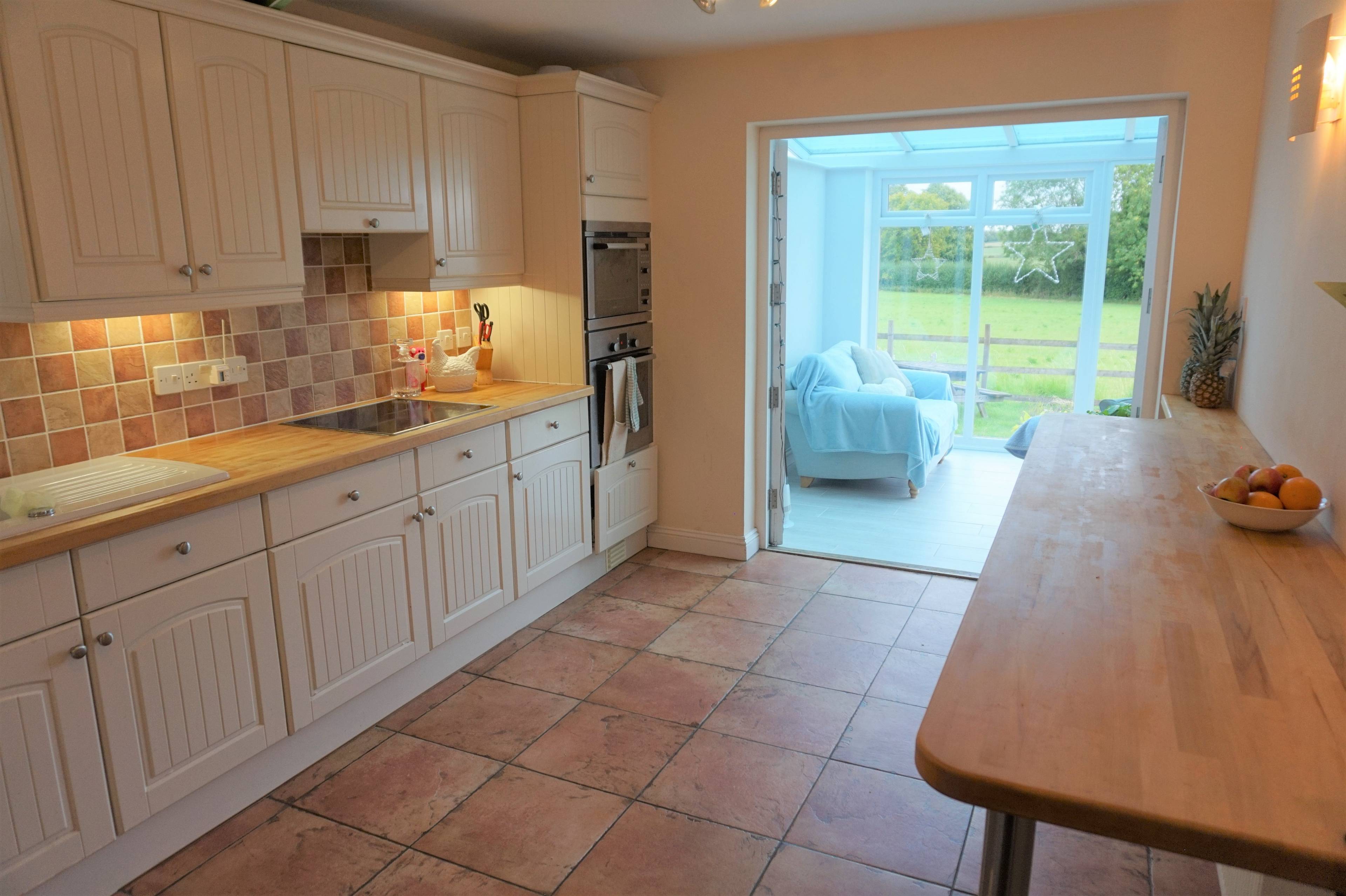 Kitchen/Breakfast
