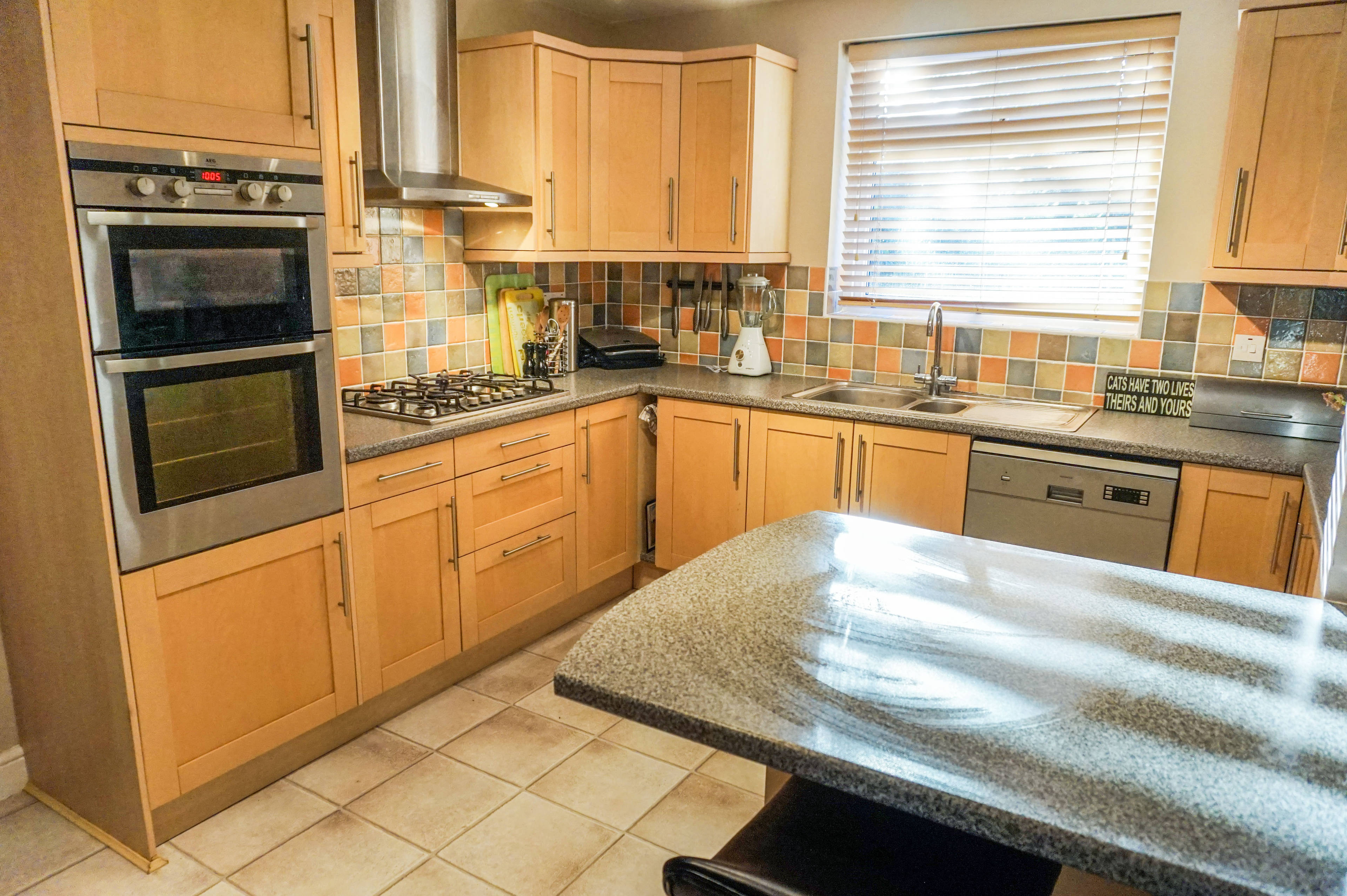 Kitchen/Breakfast