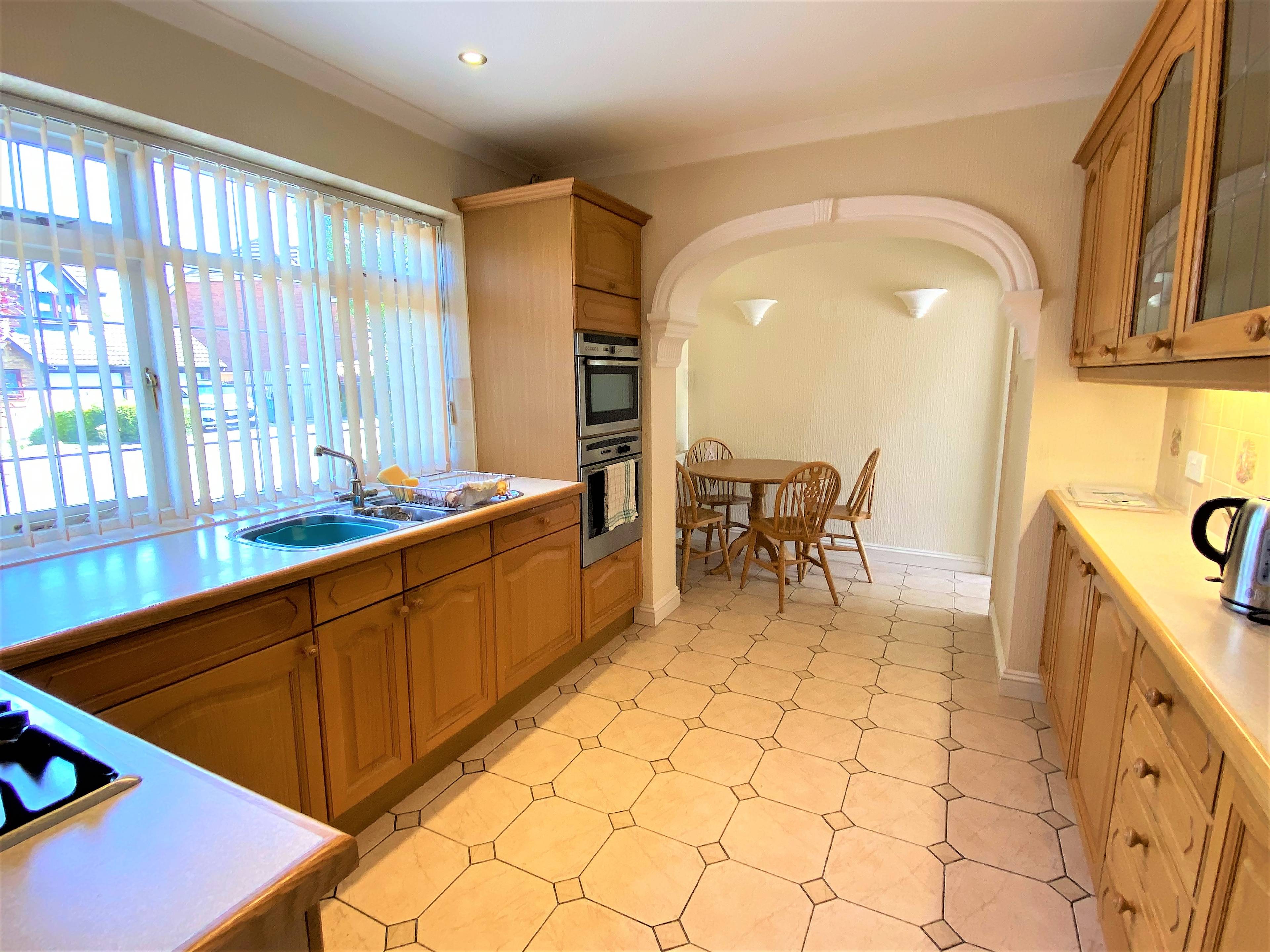 Kitchen/Breakfast