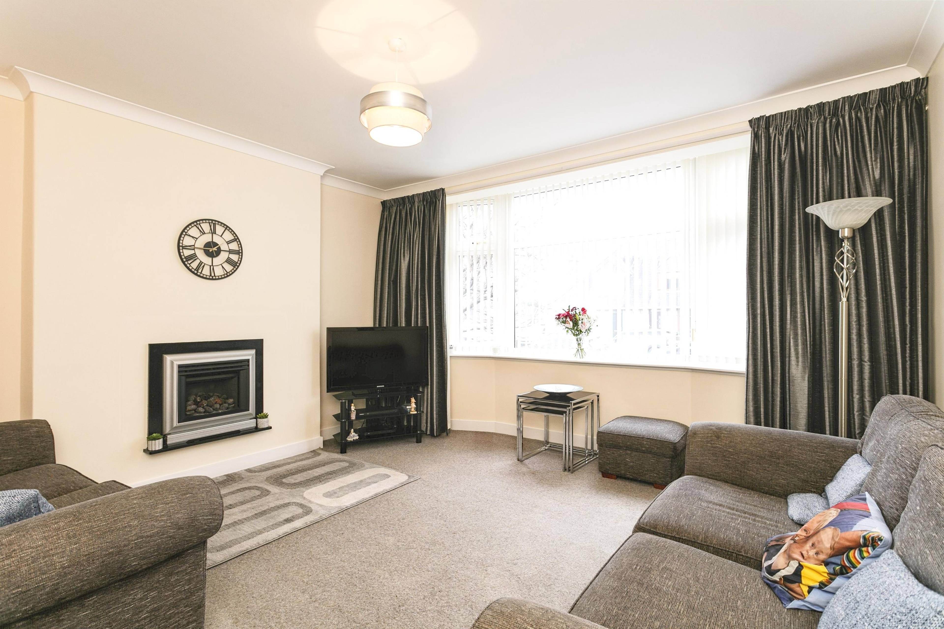 Bedroom/Lounge Two