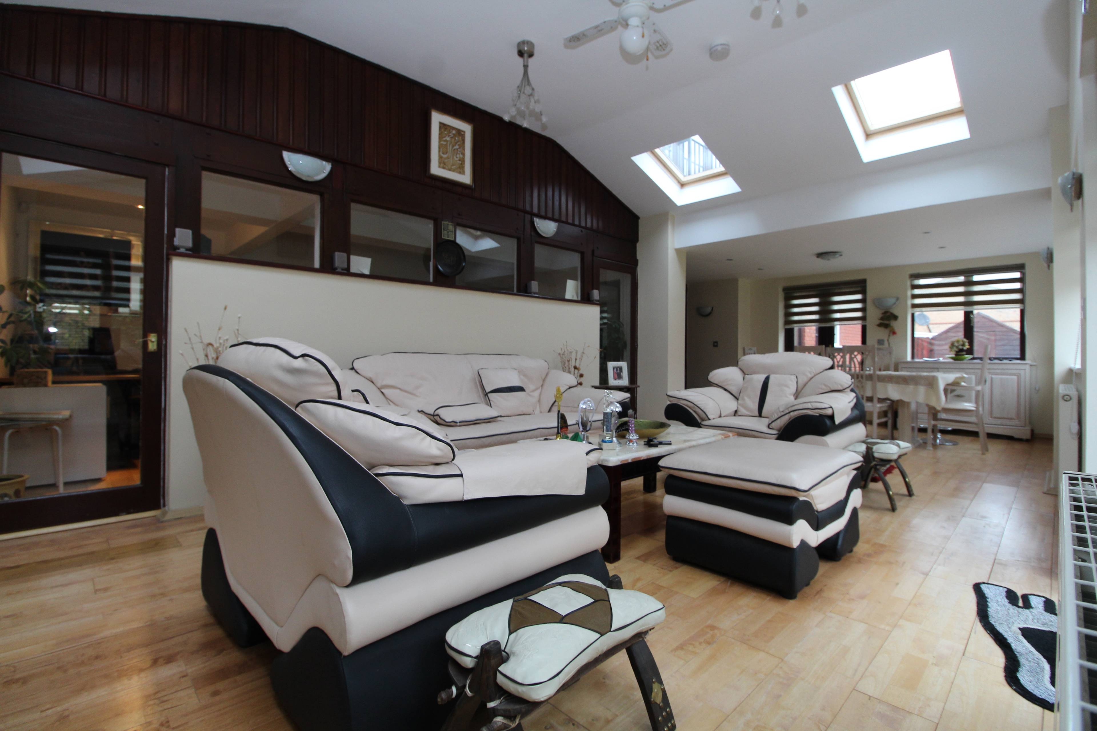 Living / Dining Room