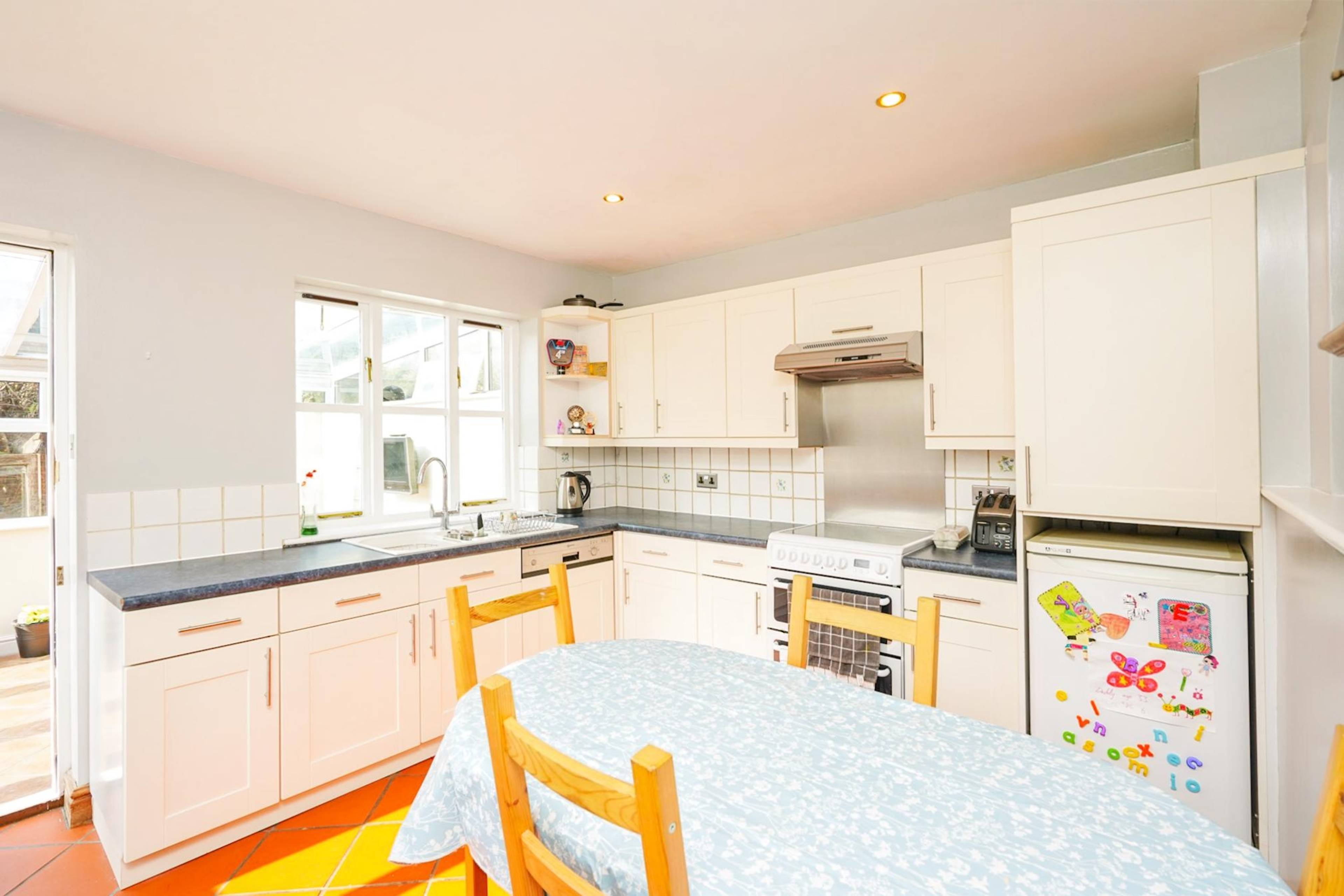 Kitchen/Breakfast