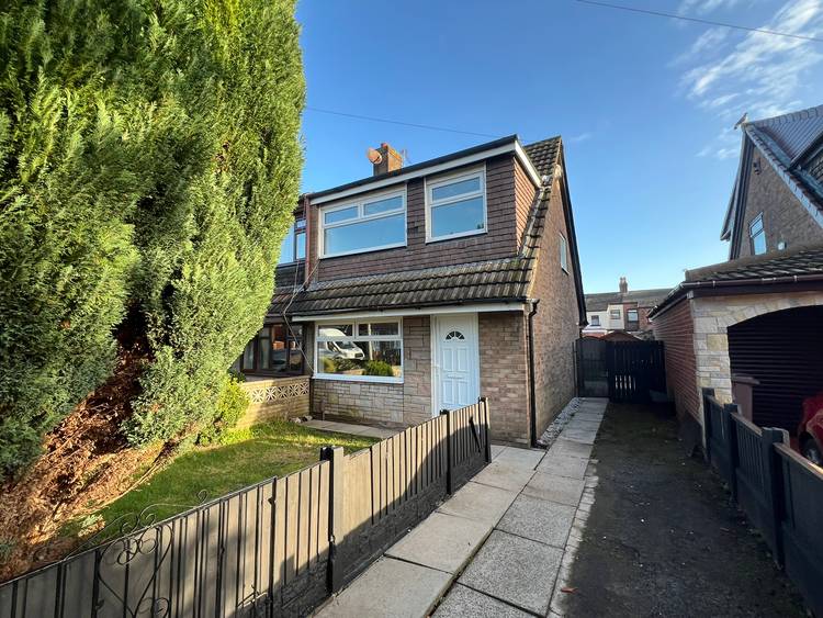 3 bedroom semi-detached house