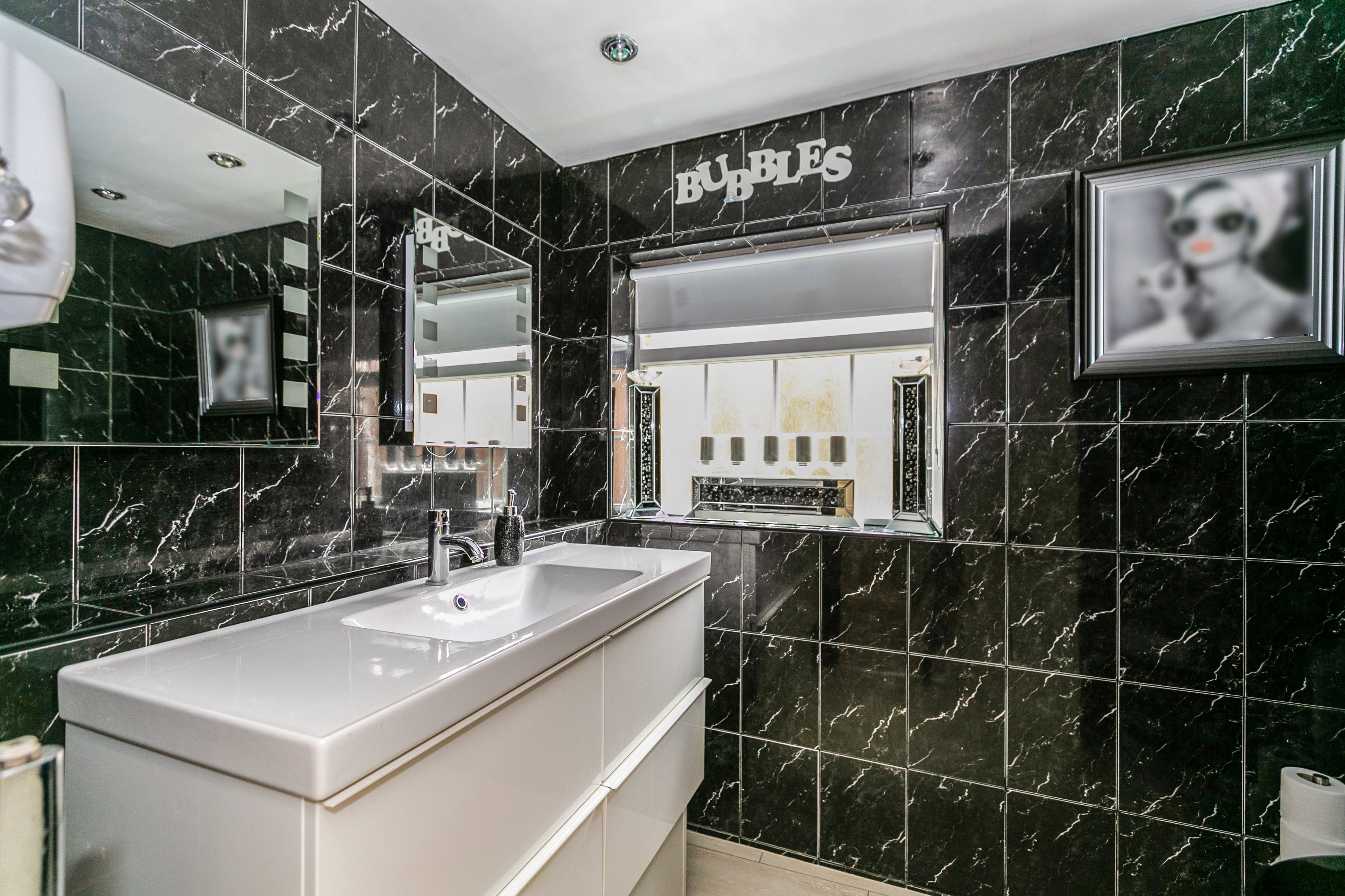 Downstairs Shower 